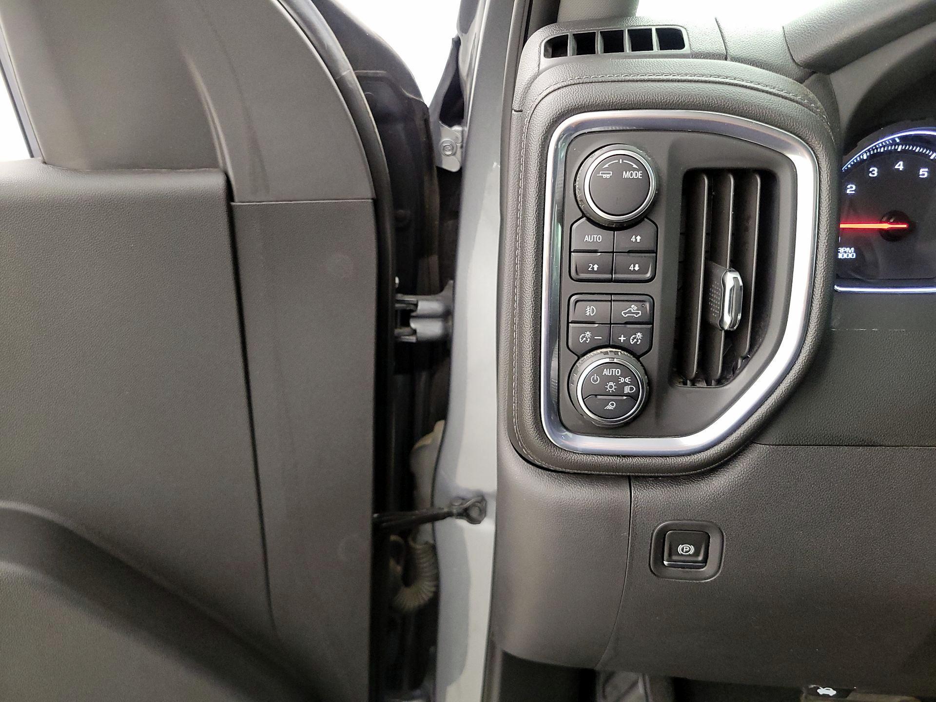 Thumbnail: 2022 Chevrolet Silverado 1500 - 13