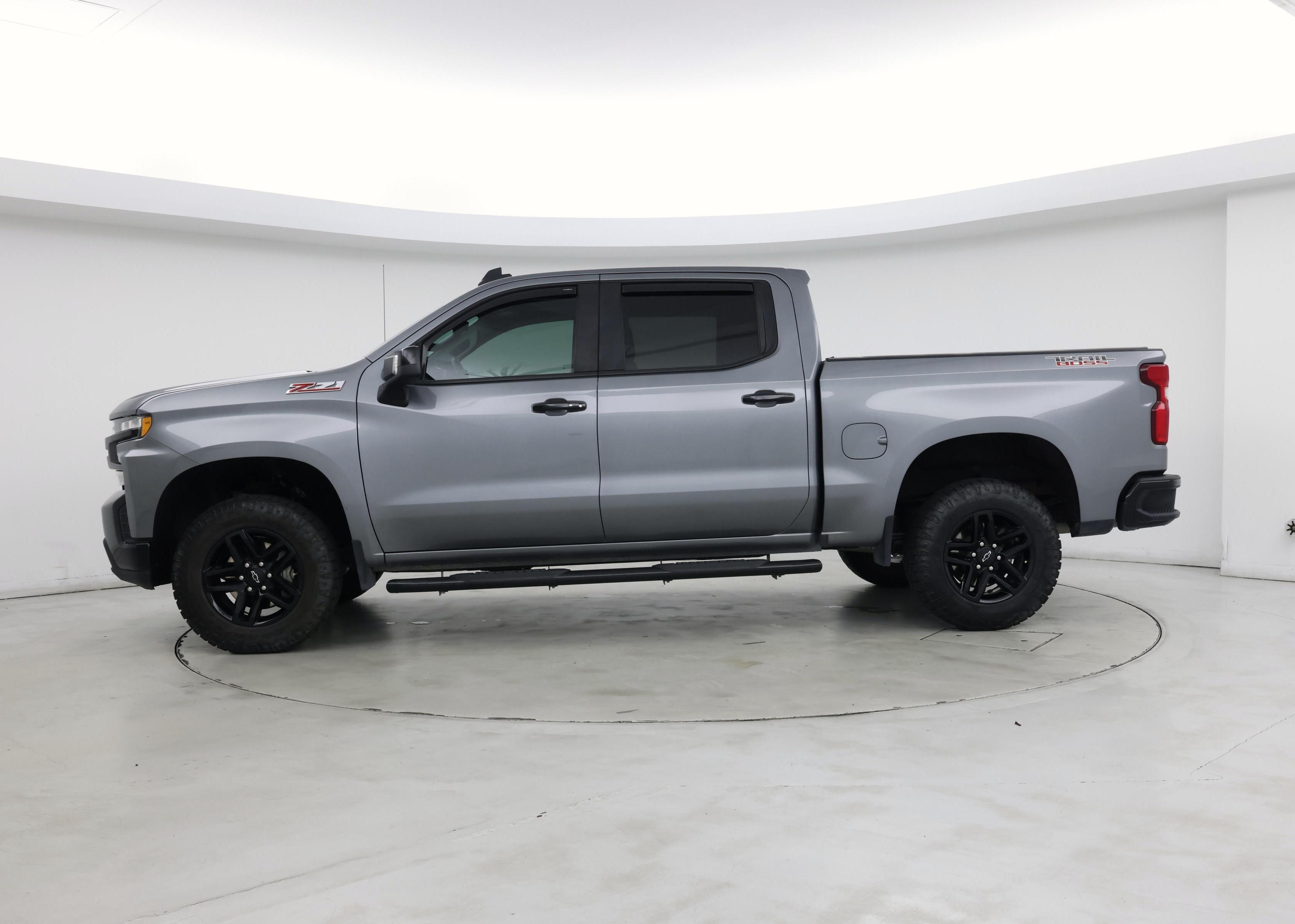 Thumbnail: 2022 Chevrolet Silverado 1500 - 3