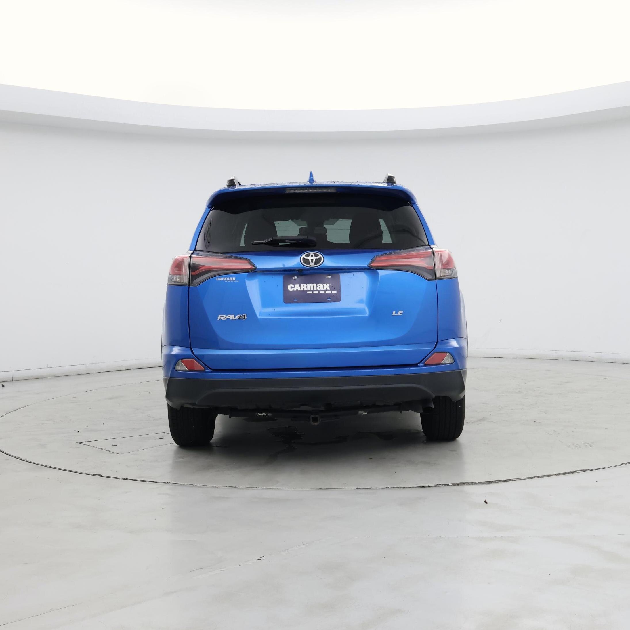 Thumbnail: 2018 Toyota RAV4 - 6