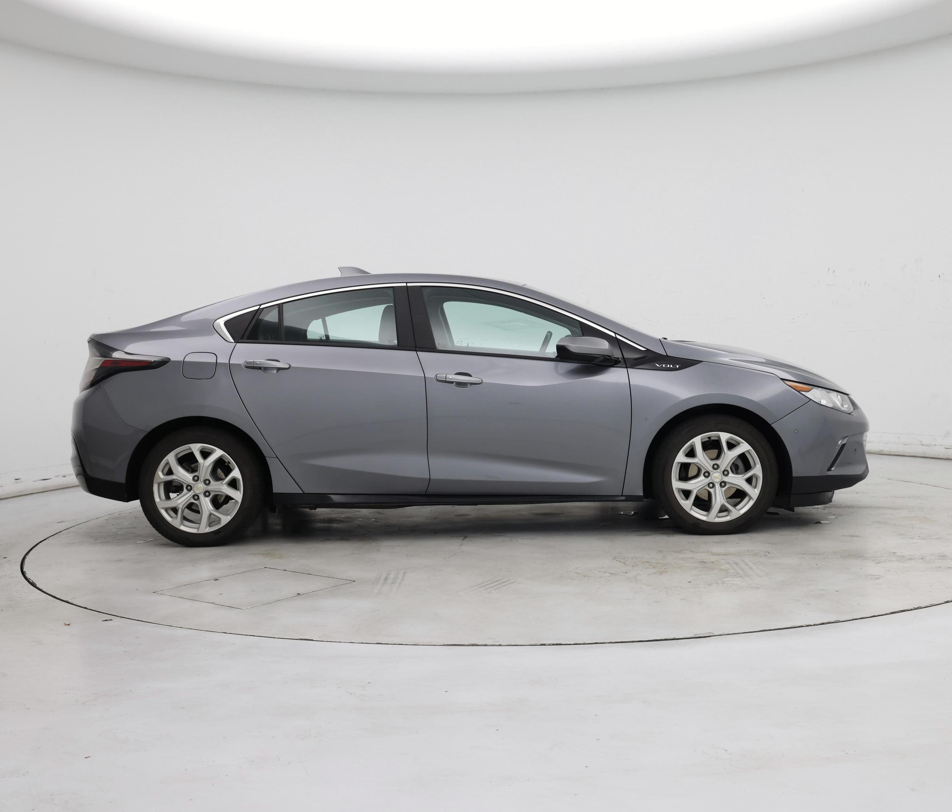Thumbnail: 2018 Chevrolet Volt - 7