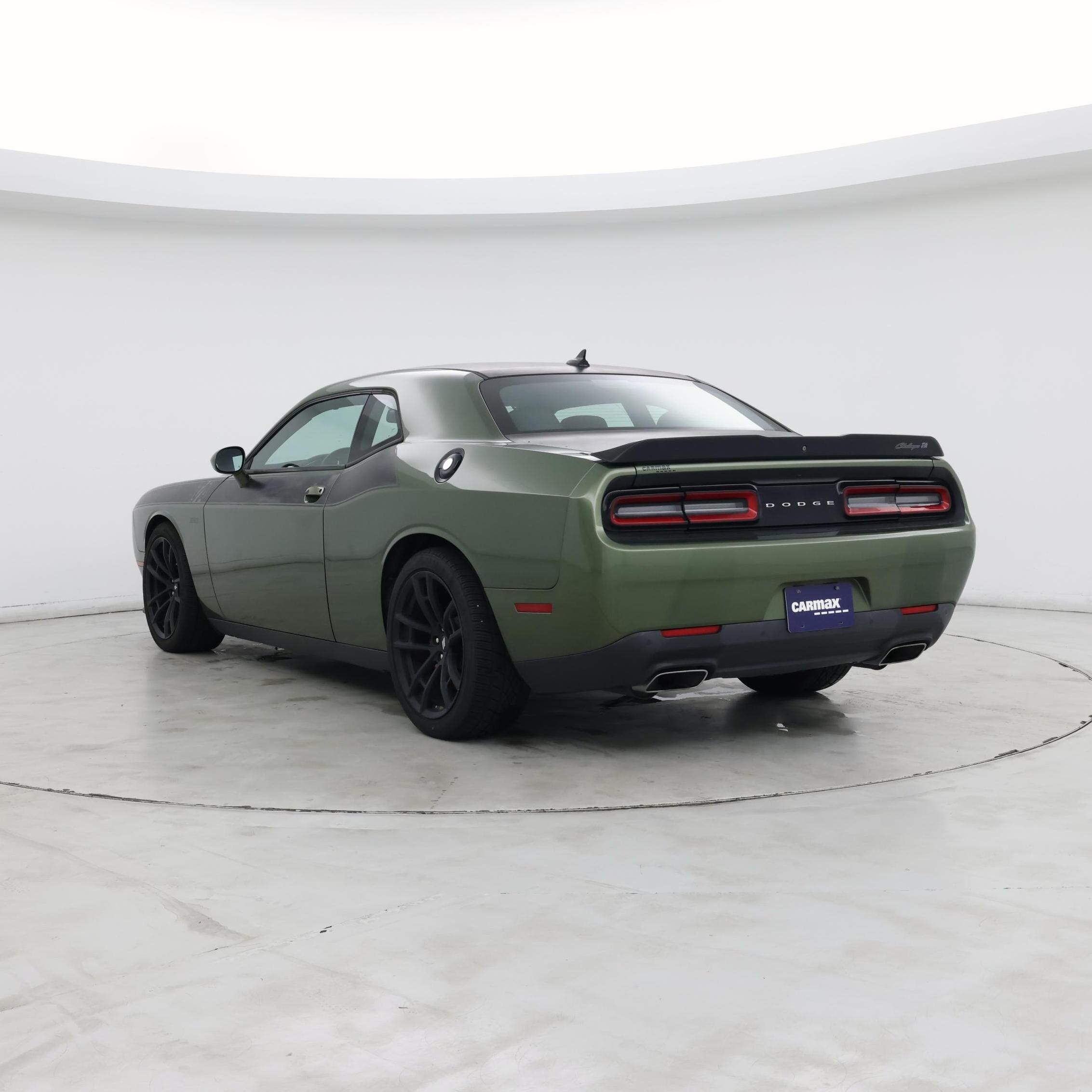 Thumbnail: 2018 Dodge Challenger - 2