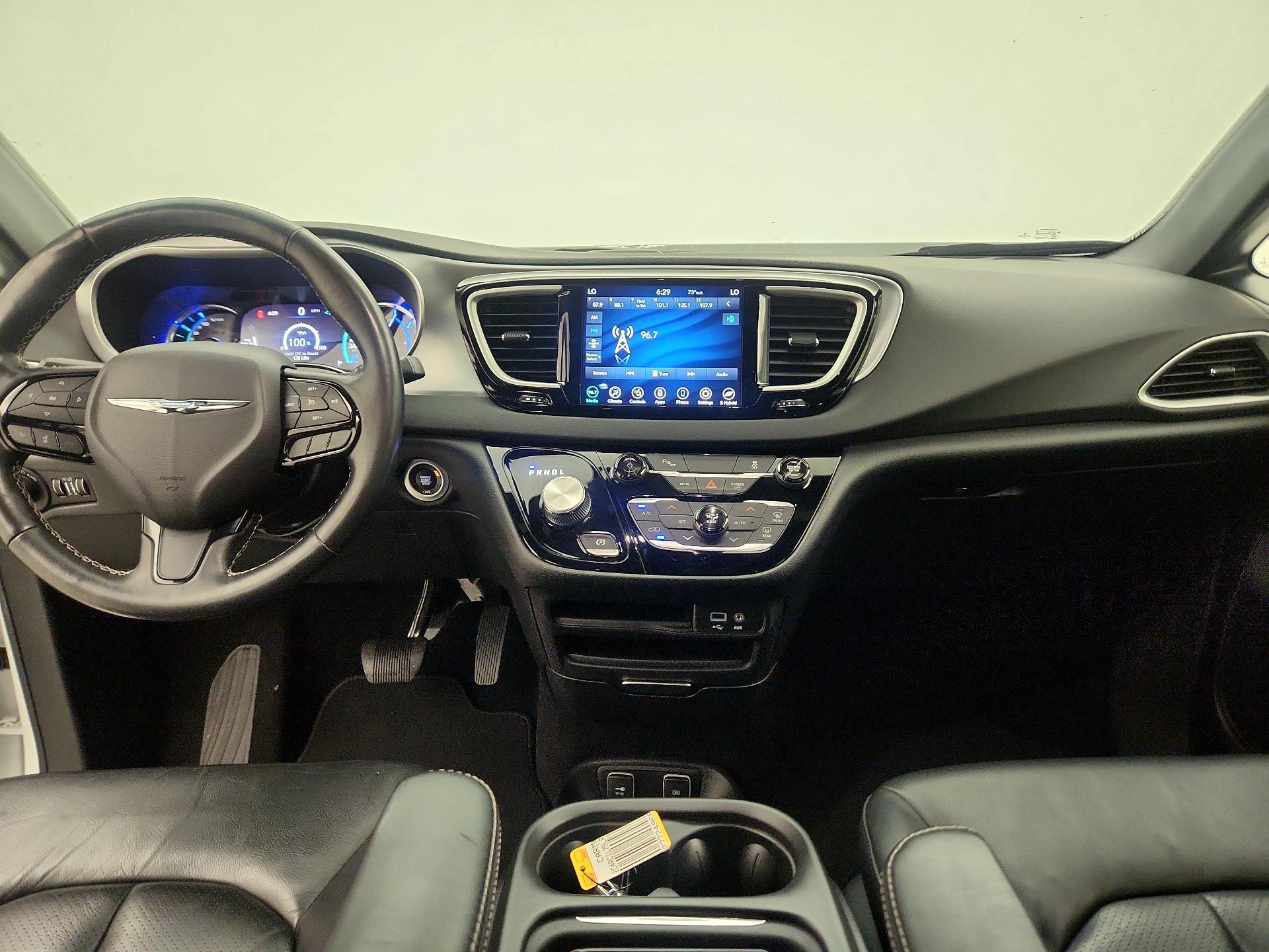 Thumbnail: 2020 Chrysler Pacifica - 9