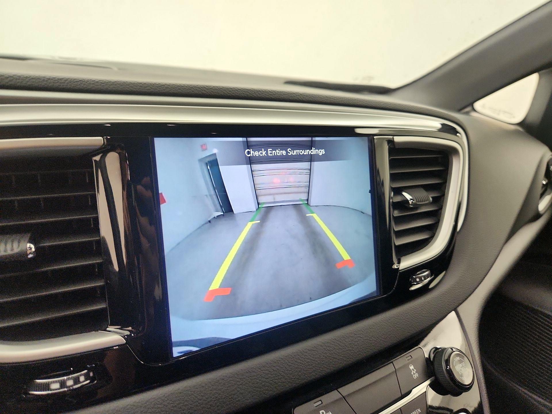 Thumbnail: 2020 Chrysler Pacifica - 14