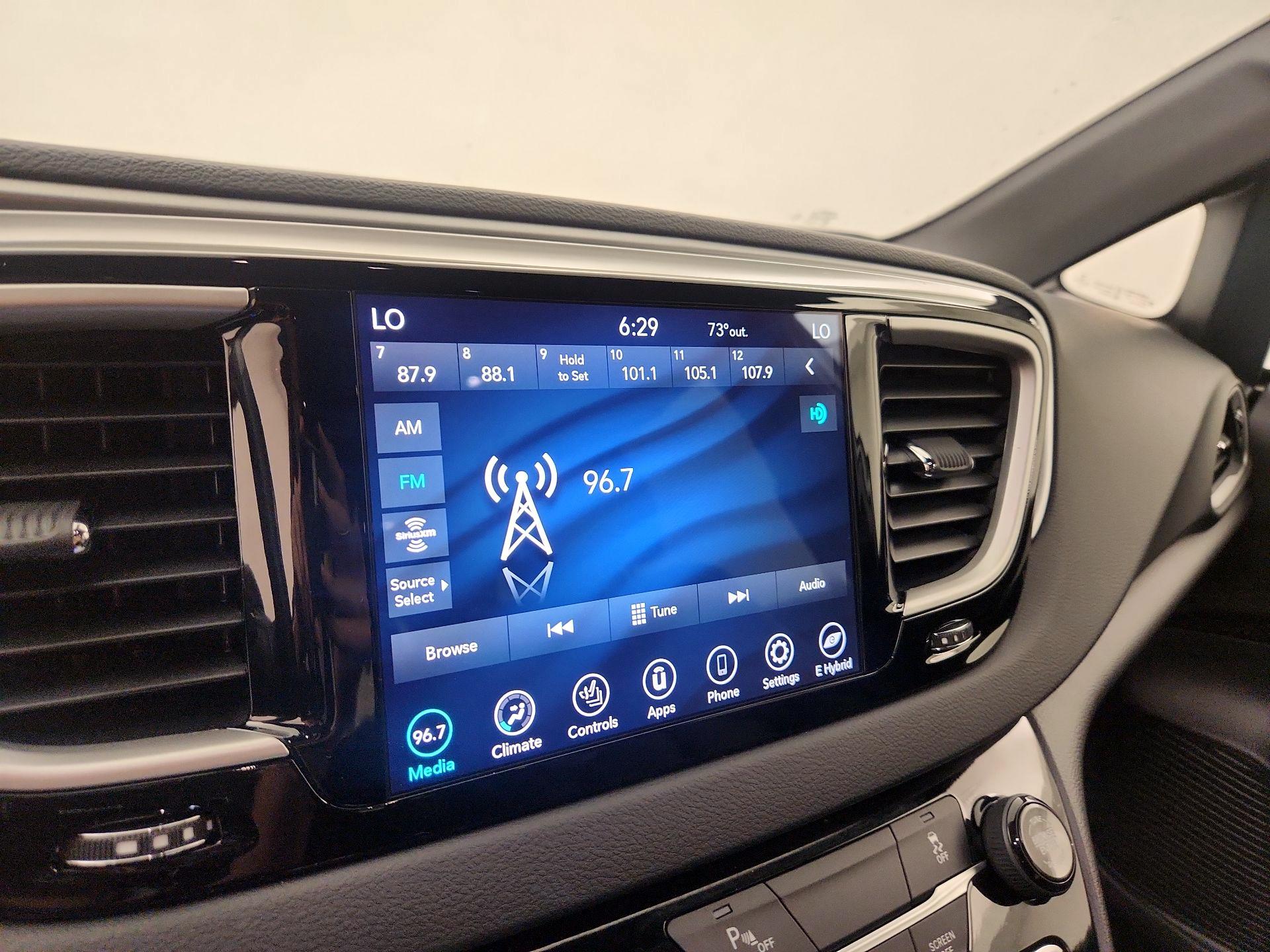Thumbnail: 2020 Chrysler Pacifica - 15