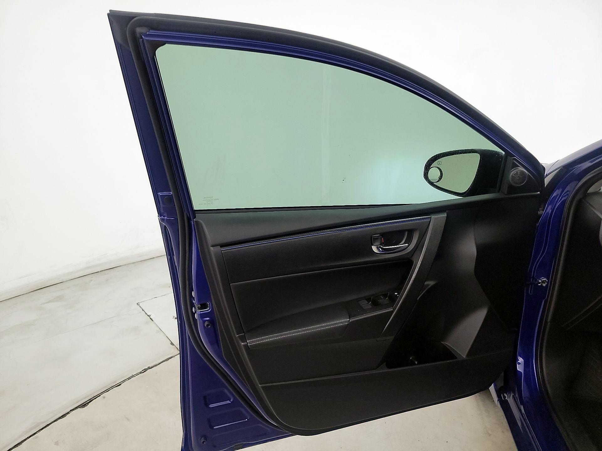 Thumbnail: 2019 Toyota Corolla - 12