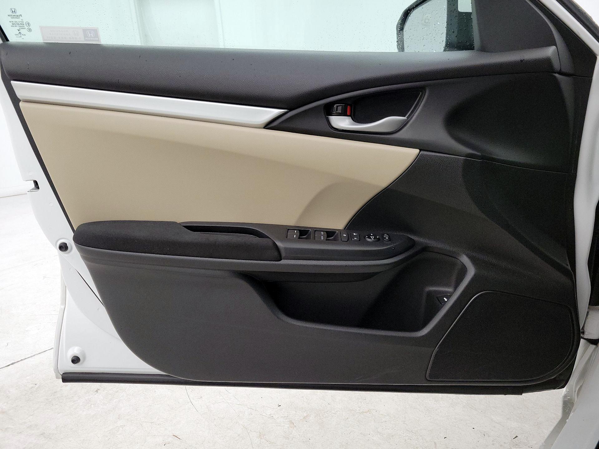 Thumbnail: 2020 Honda Civic - 12