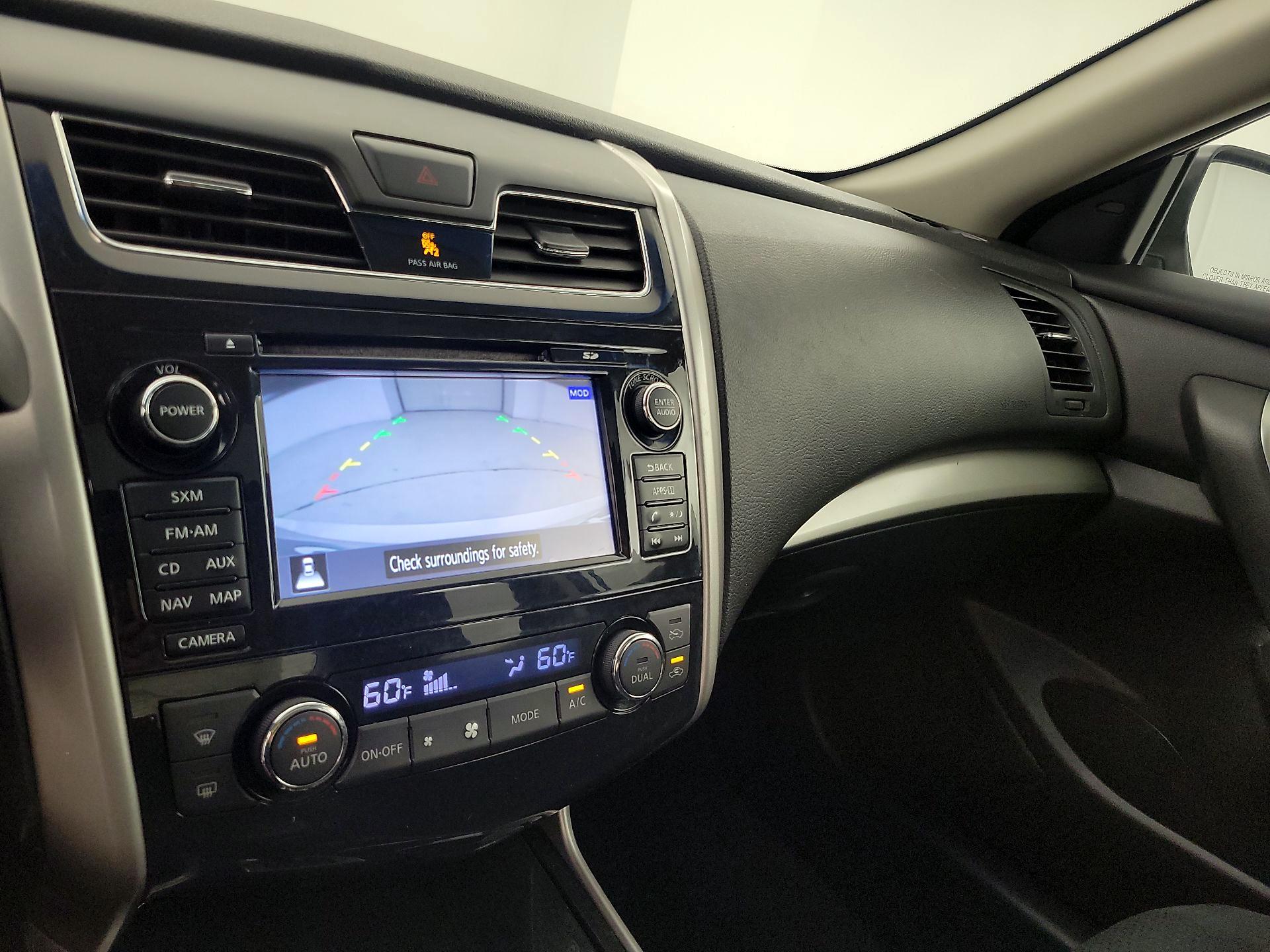 Thumbnail: 2014 Nissan Altima - 15