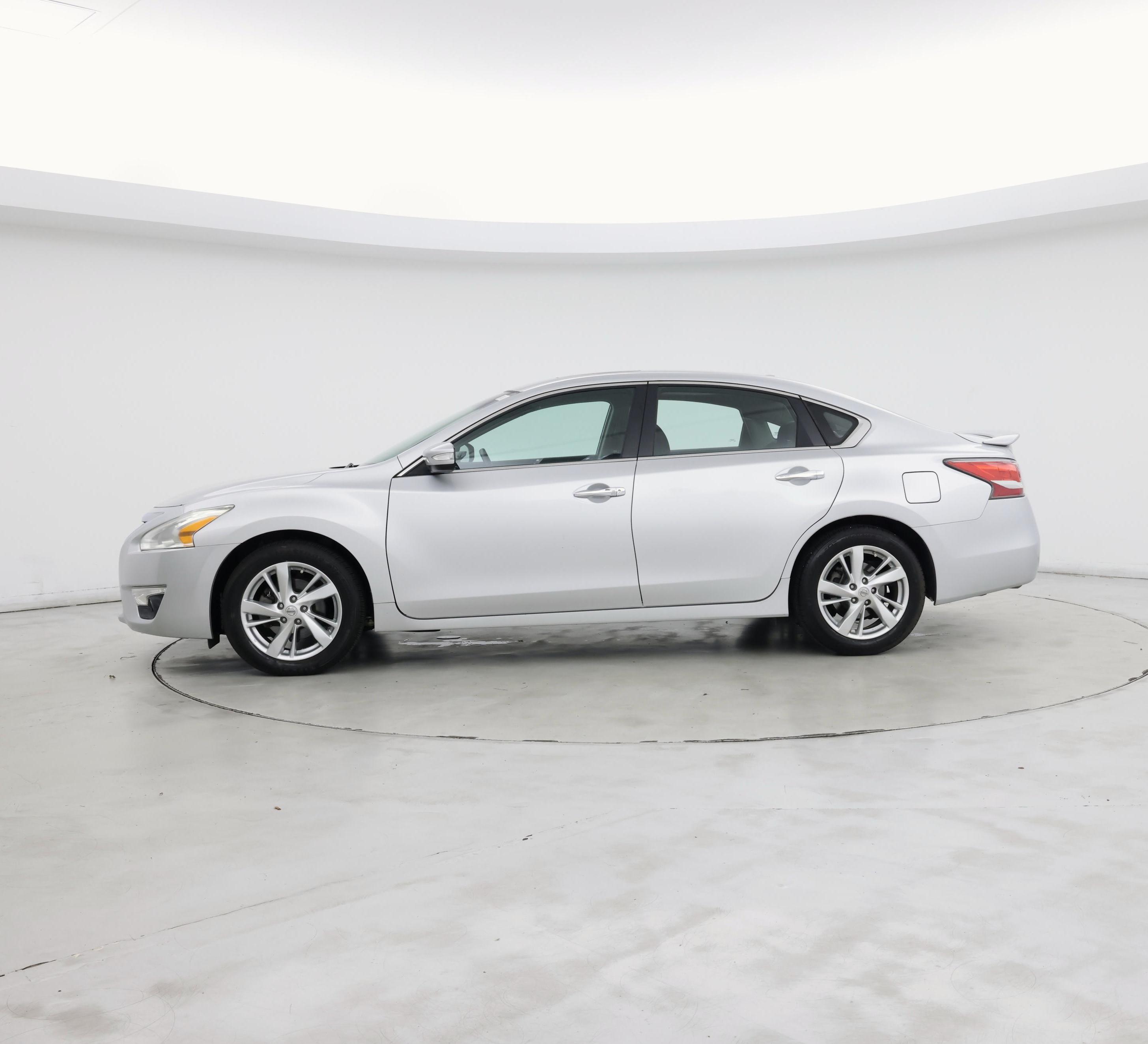 Thumbnail: 2014 Nissan Altima - 3