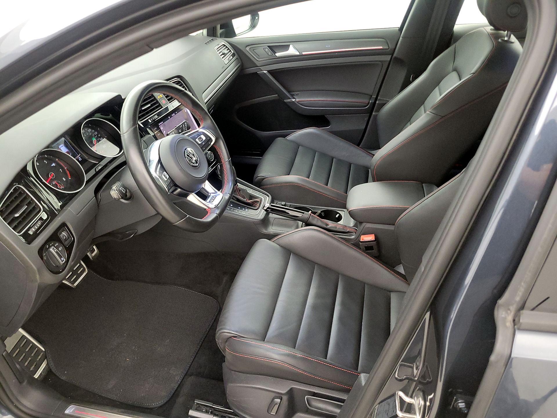 Thumbnail: 2021 Volkswagen Golf - 11