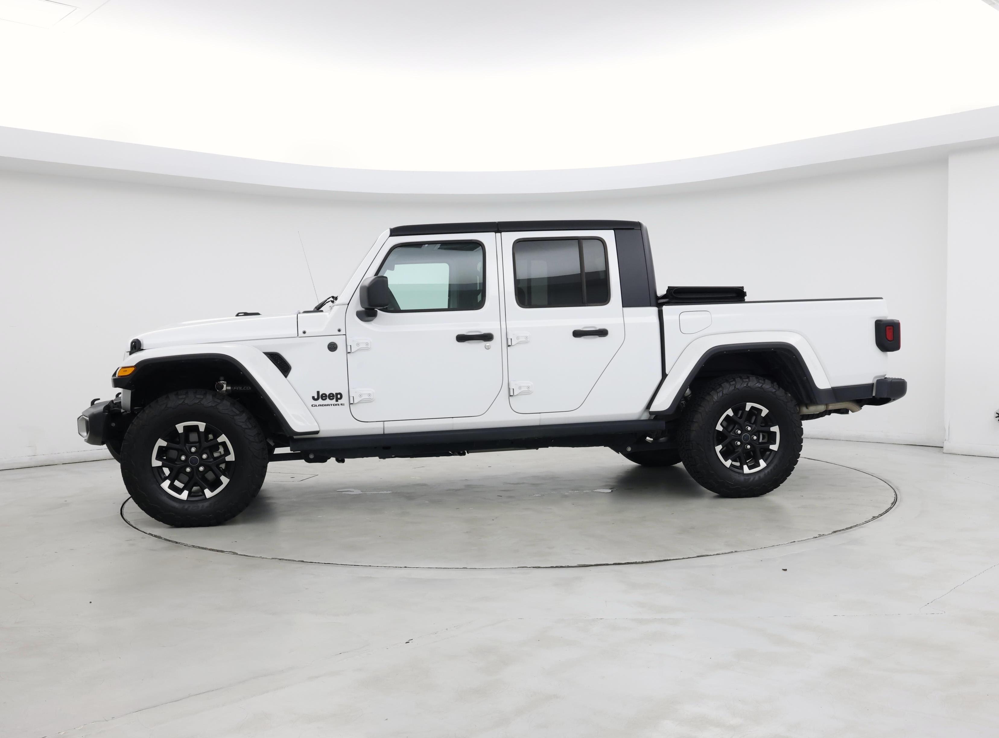 Thumbnail: 2023 Jeep Gladiator - 3