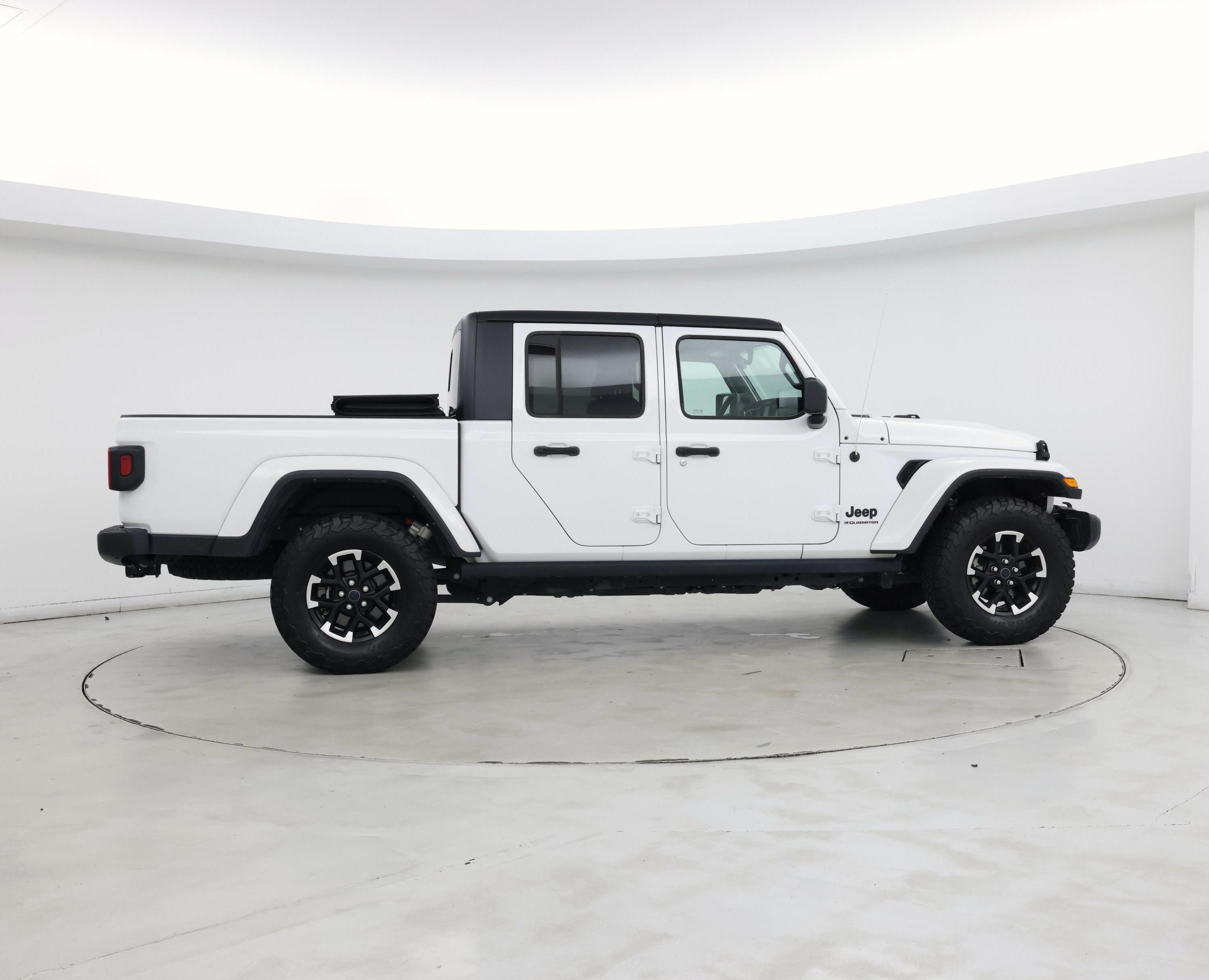 Thumbnail: 2023 Jeep Gladiator - 7