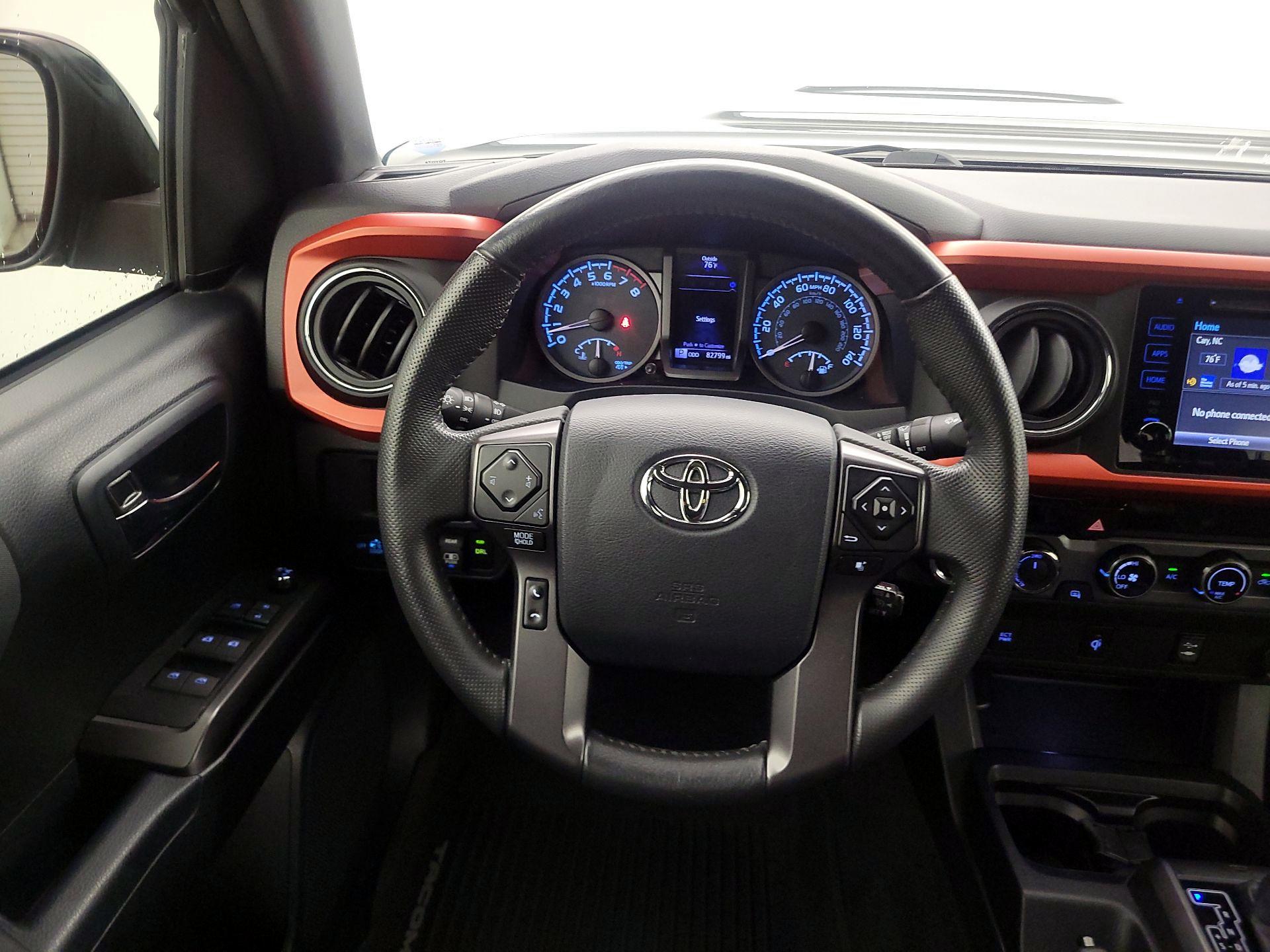 Thumbnail: 2017 Toyota Tacoma - 10