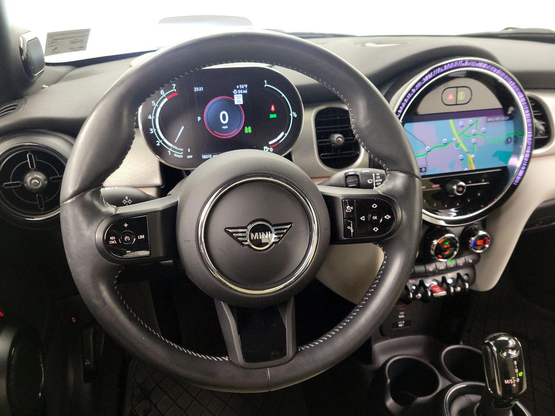 Thumbnail: 2022 MINI Cooper - 10