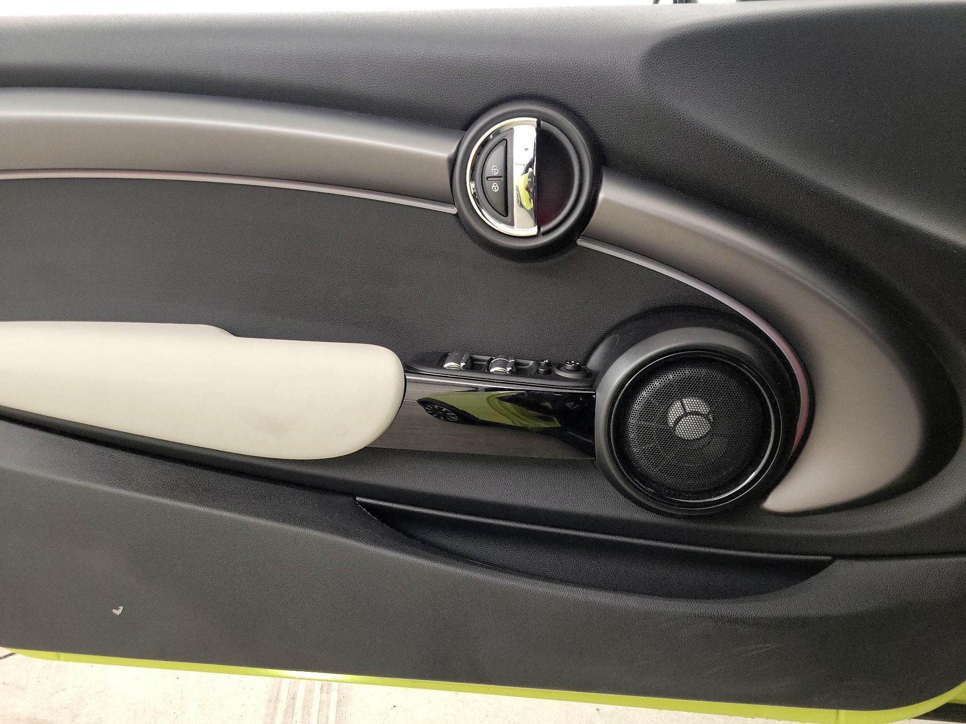 Thumbnail: 2022 MINI Cooper - 12