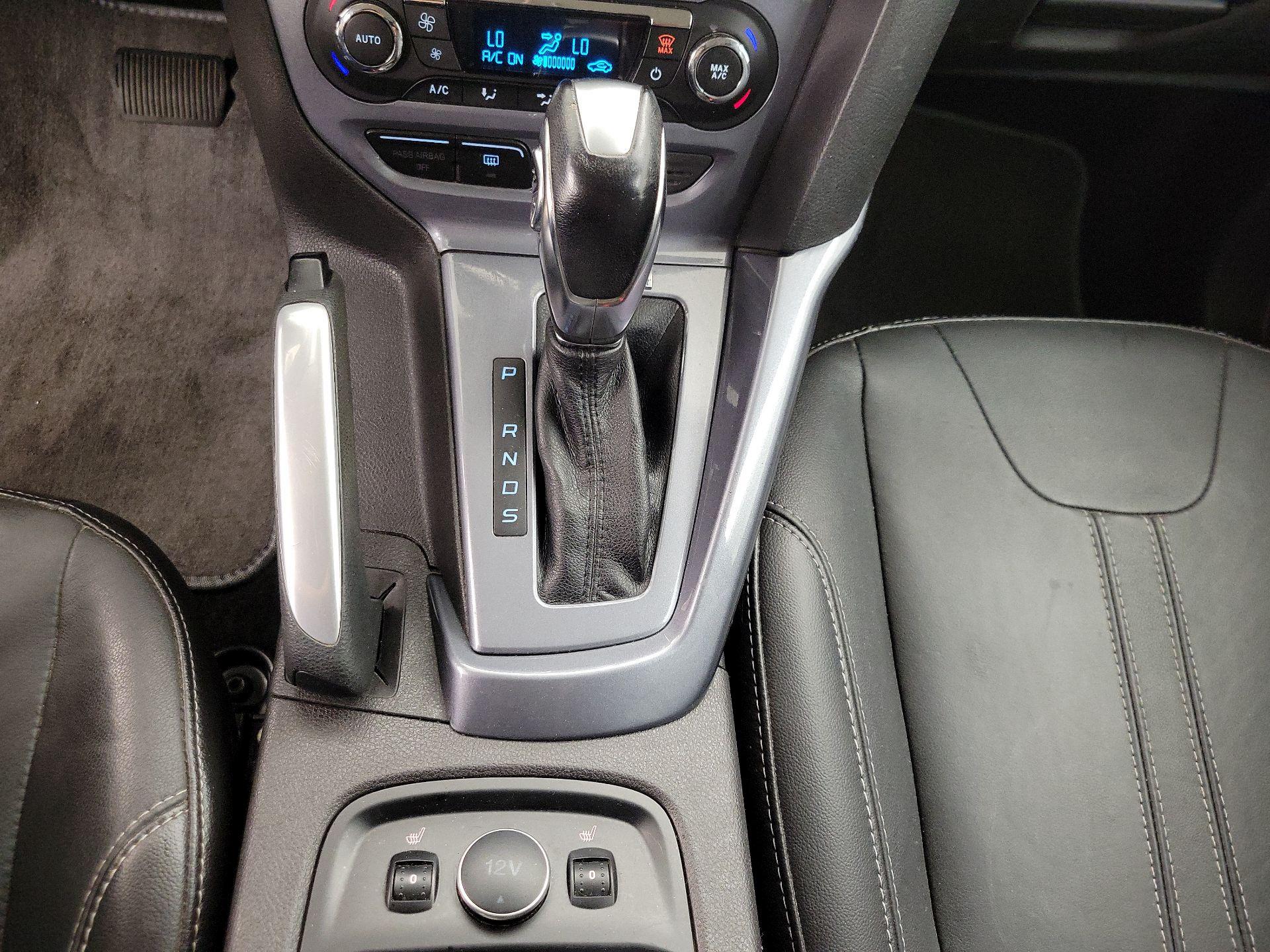 Thumbnail: 2014 Ford Focus - 18