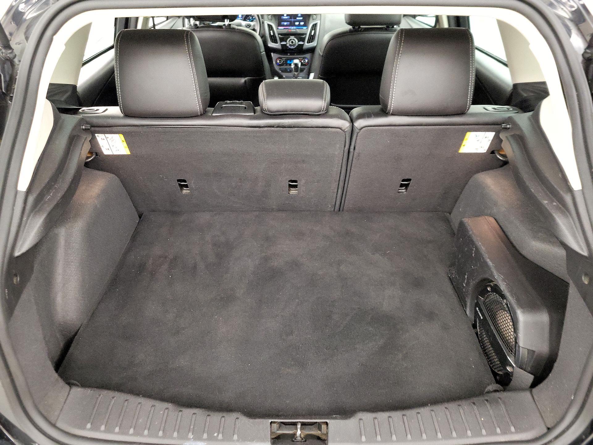 Thumbnail: 2014 Ford Focus - 20