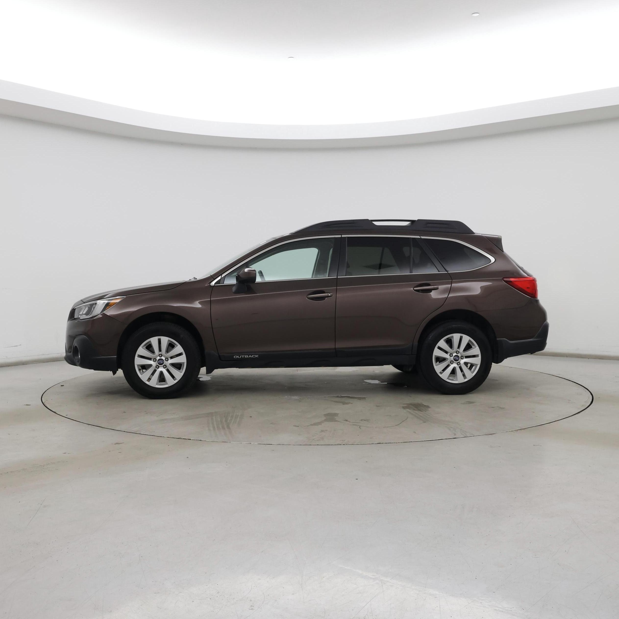 Thumbnail: 2019 Subaru Outback - 3