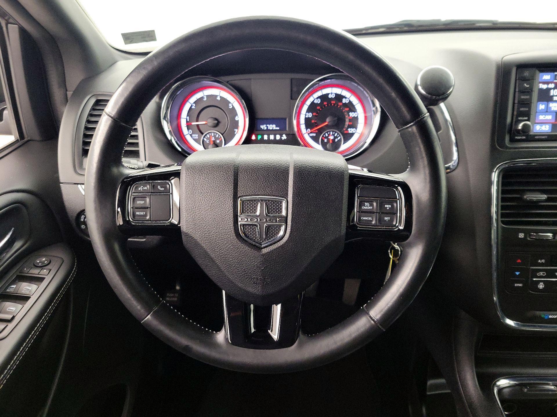 Thumbnail: 2019 Dodge Grand Caravan - 10