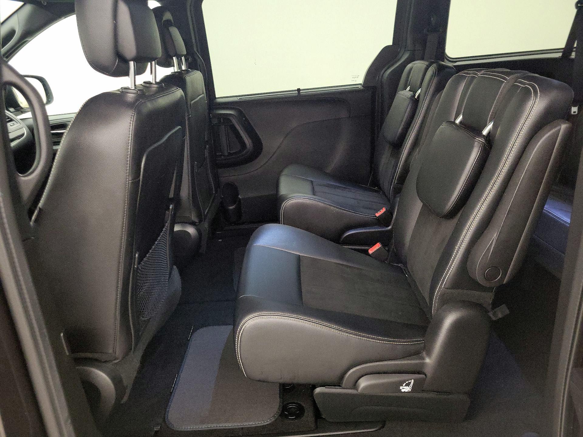 Thumbnail: 2019 Dodge Grand Caravan - 19