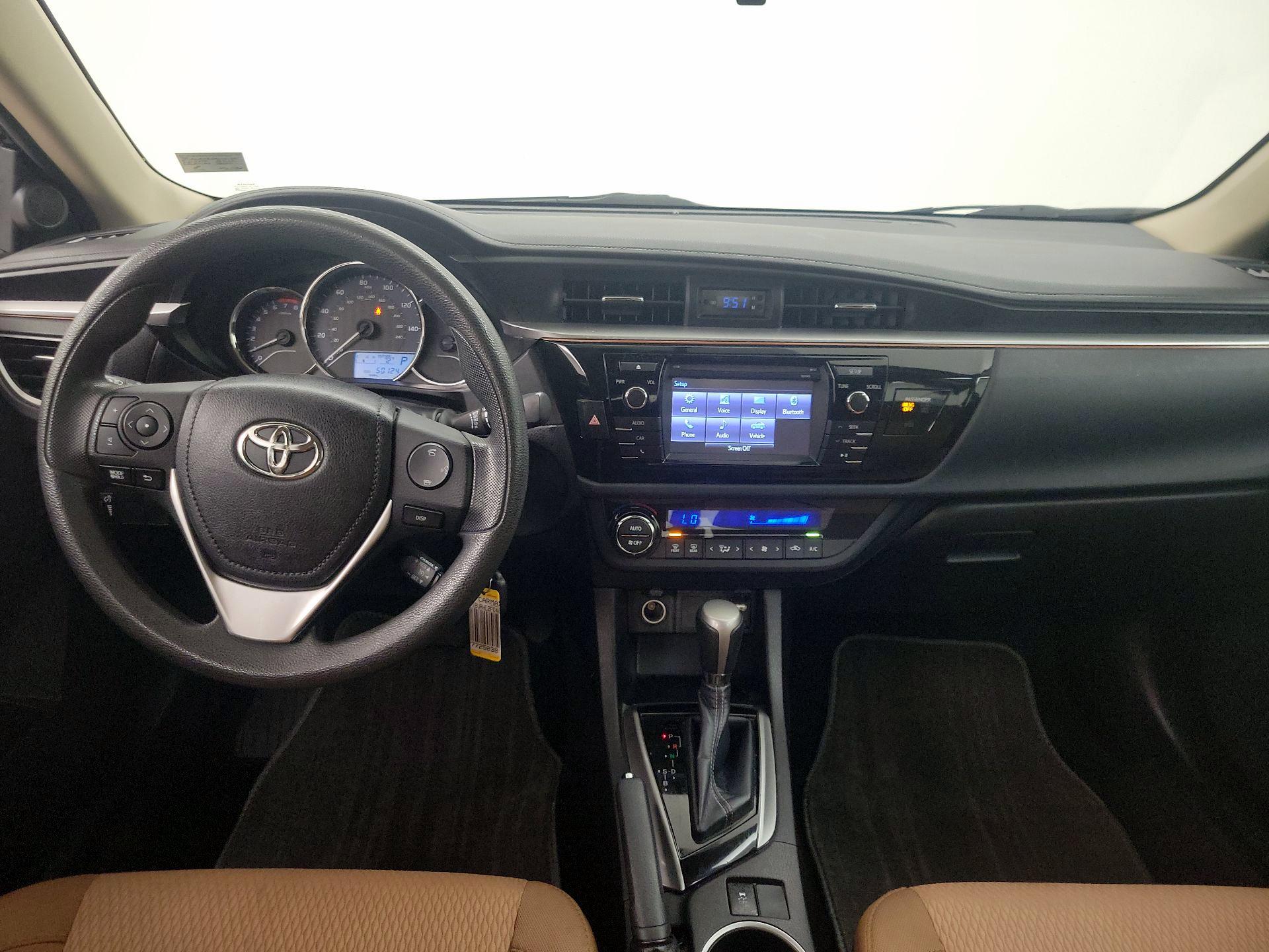 Thumbnail: 2015 Toyota Corolla - 9