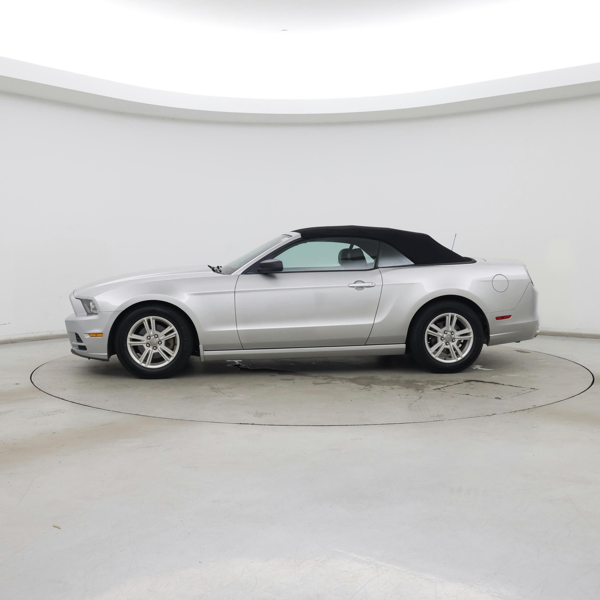 Thumbnail: 2014 Ford Mustang - 3