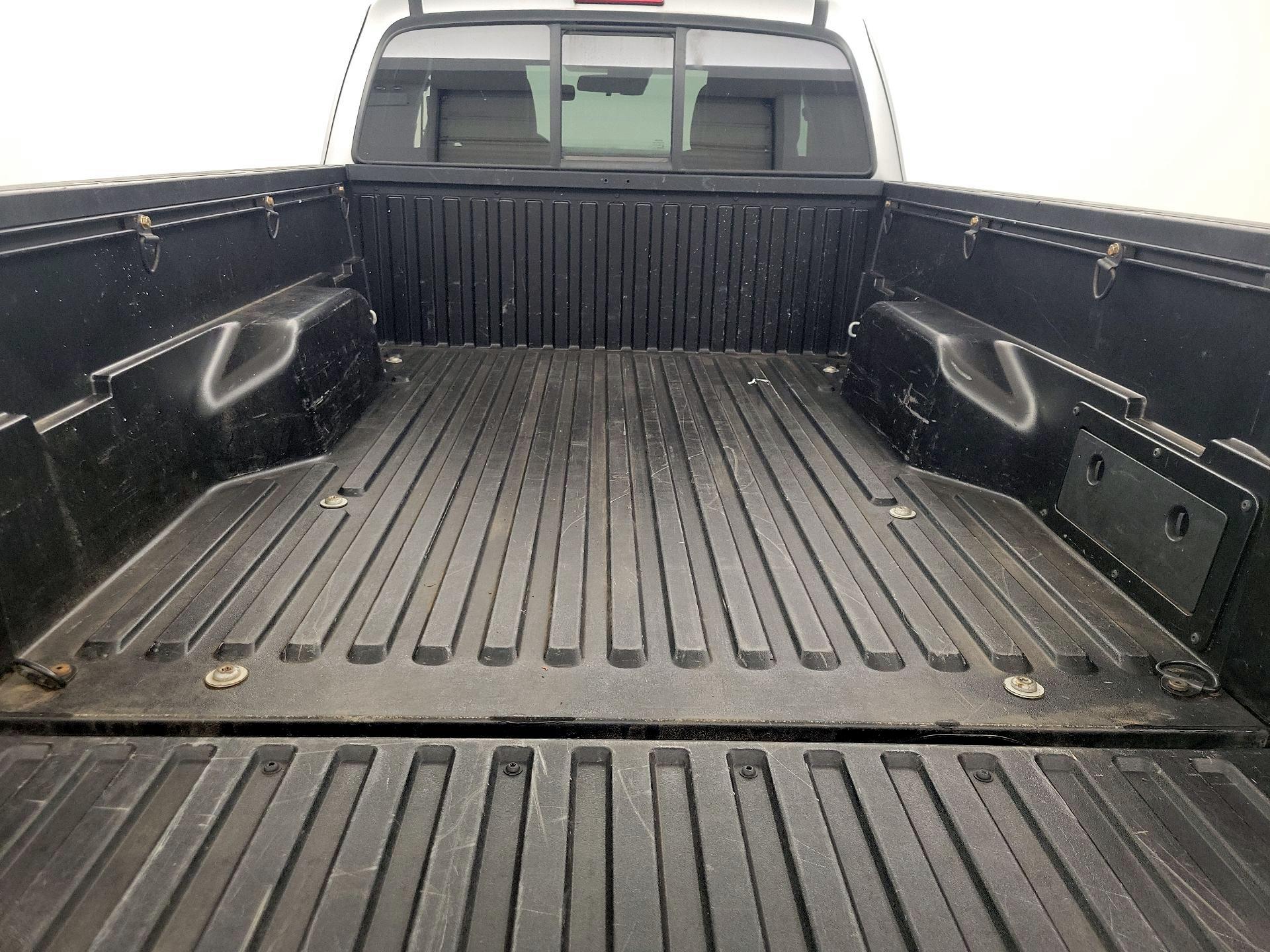 Thumbnail: 2022 Toyota Tacoma - 19