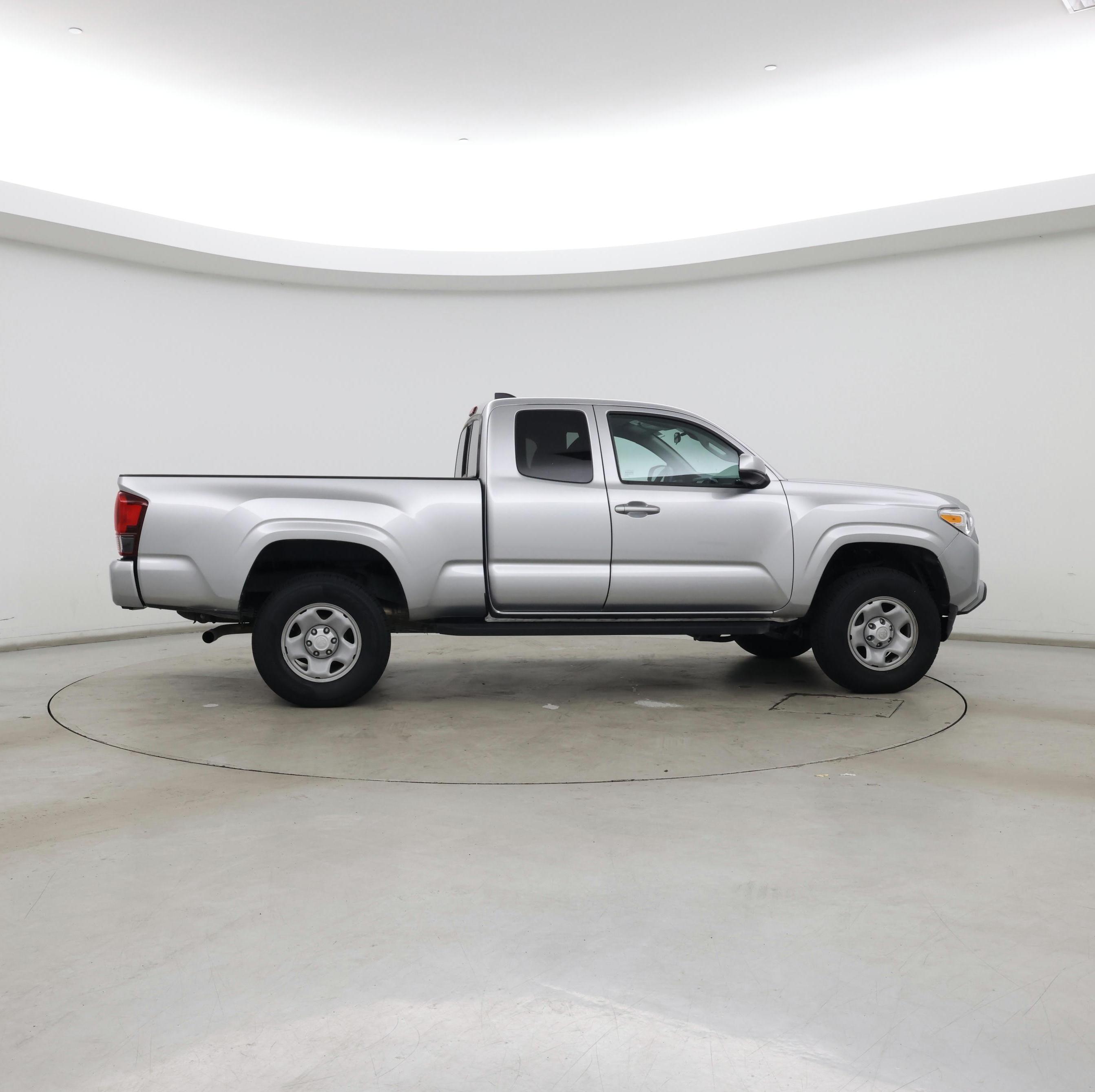 Thumbnail: 2022 Toyota Tacoma - 7