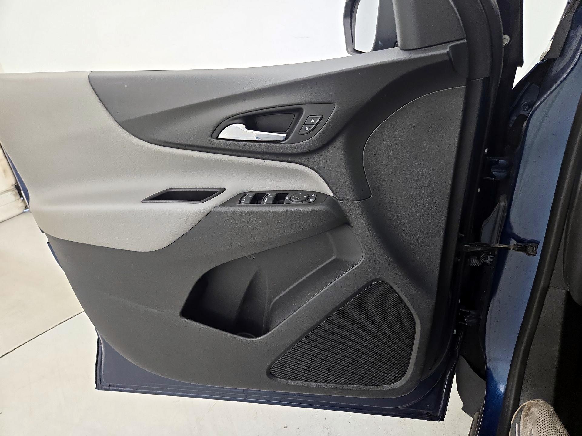Thumbnail: 2021 Chevrolet Equinox - 12