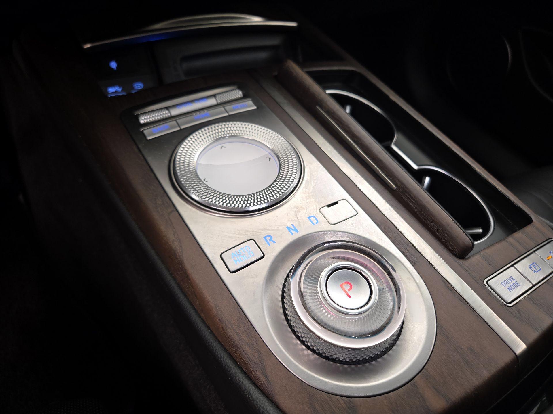 Thumbnail: 2022 Genesis G80 - 18