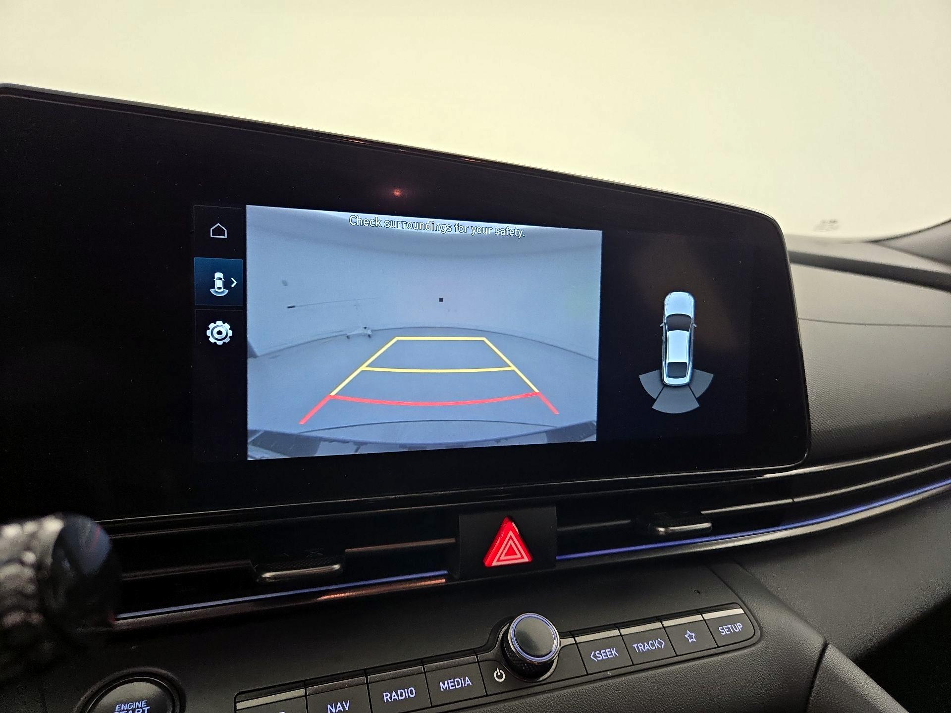 Thumbnail: 2022 Hyundai Elantra - 15