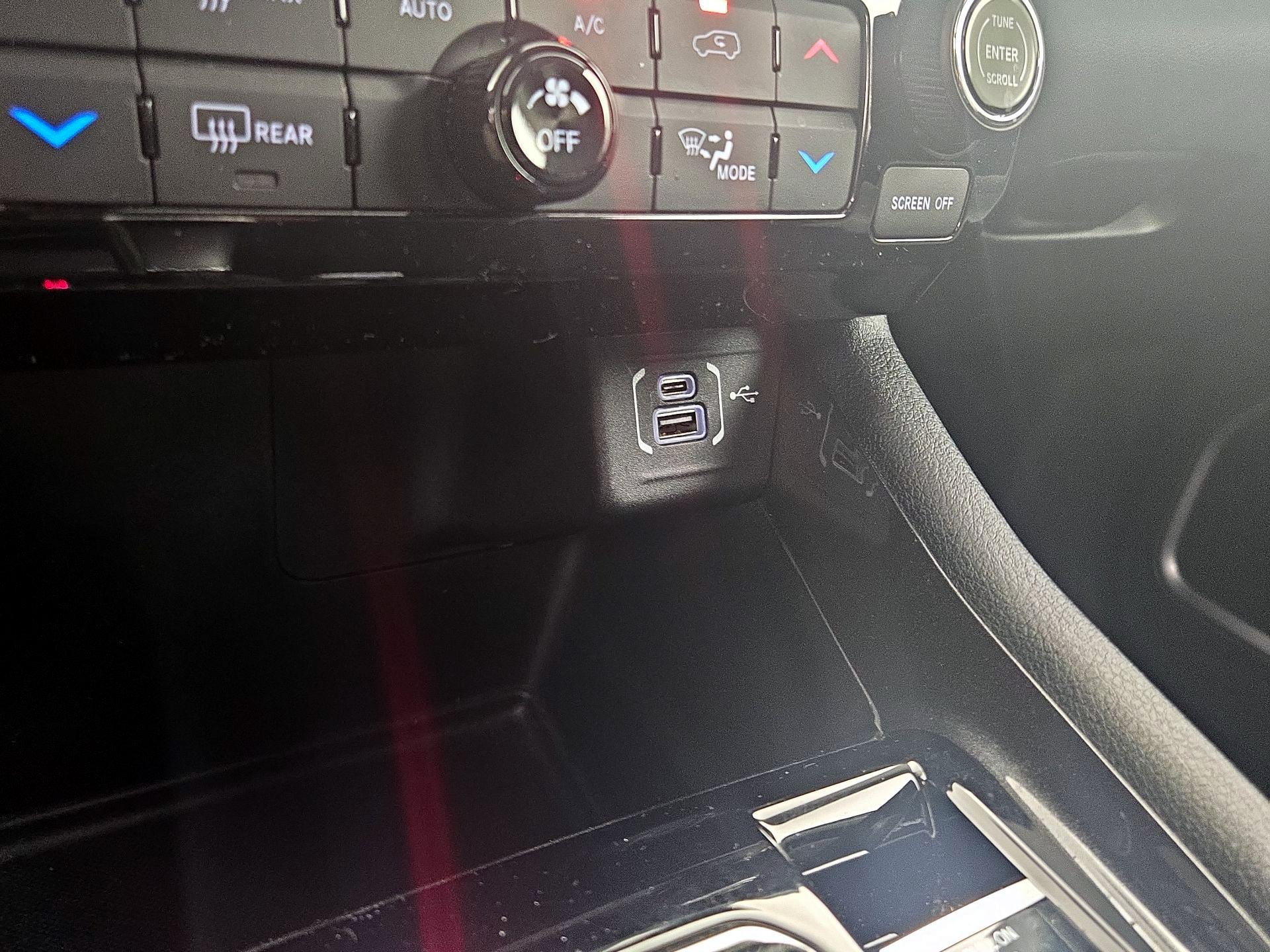 Thumbnail: 2022 Jeep Compass - 18