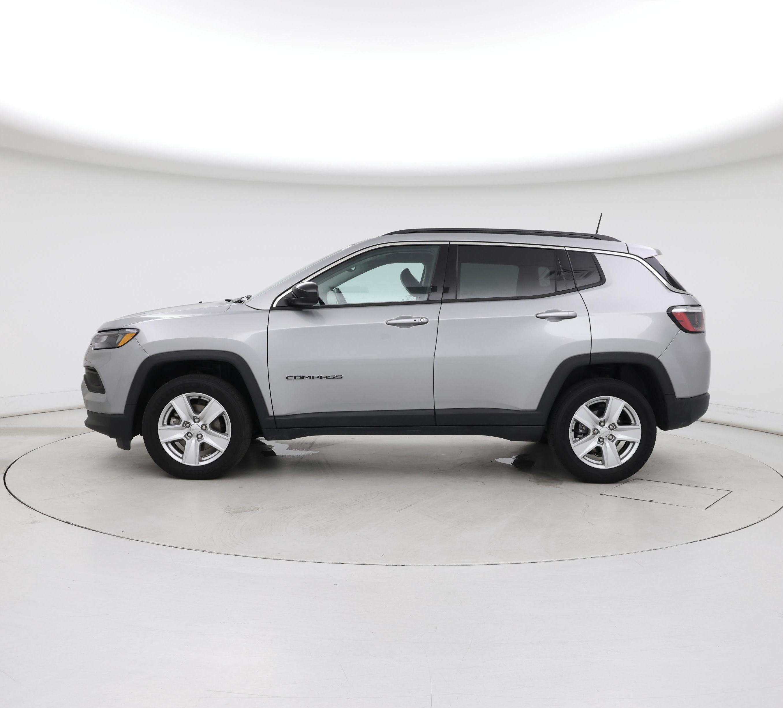 Thumbnail: 2022 Jeep Compass - 3