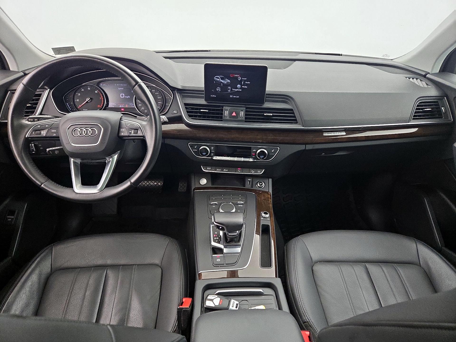 Thumbnail: 2020 Audi Q5 - 9