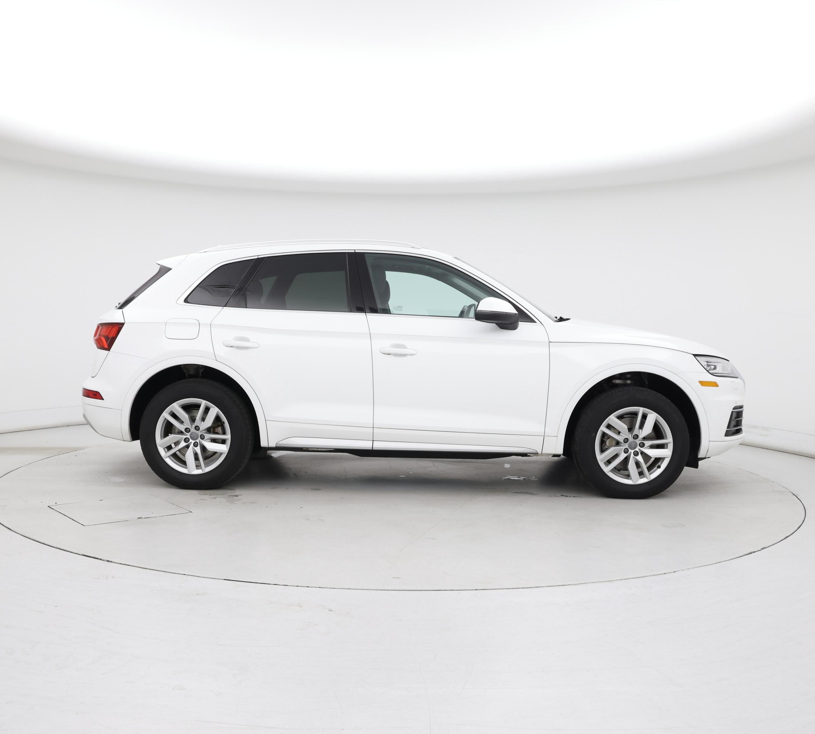 Thumbnail: 2020 Audi Q5 - 7