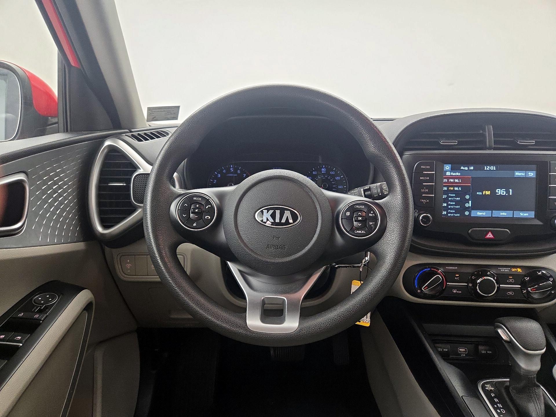 Thumbnail: 2020 Kia Soul - 10