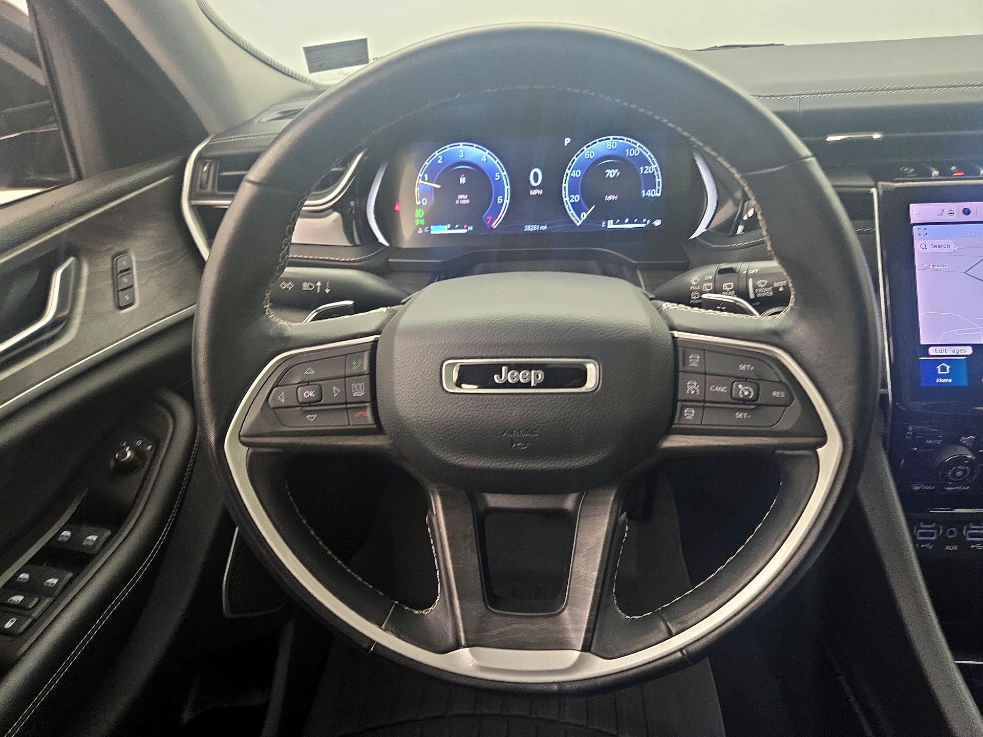 Thumbnail: 2022 Jeep Grand Cherokee - 10