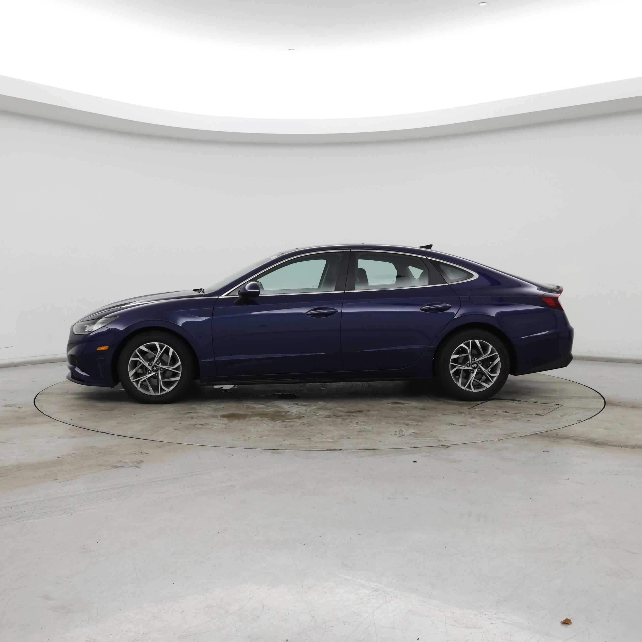 Thumbnail: 2021 Hyundai Sonata - 3