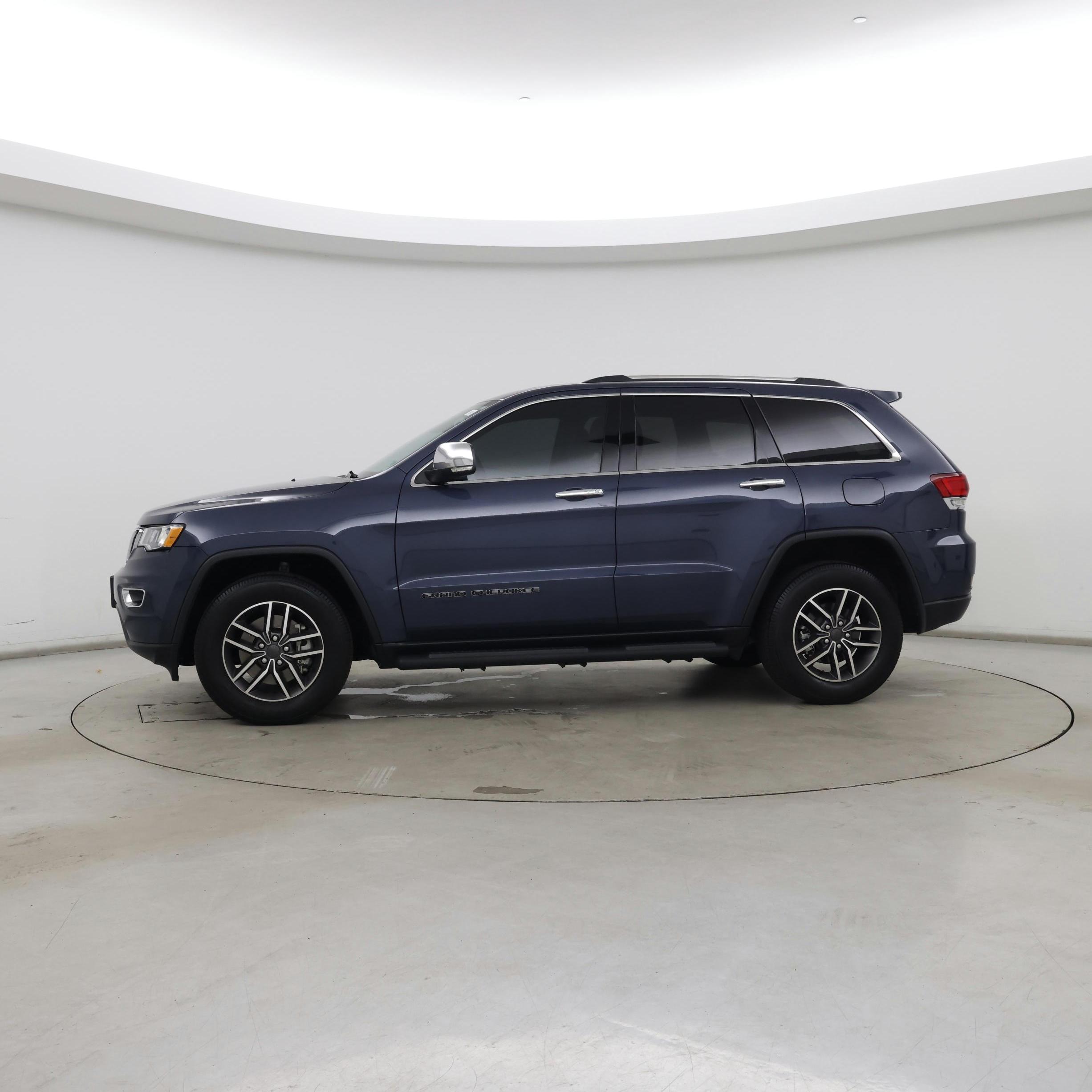Thumbnail: 2021 Jeep Grand Cherokee - 3