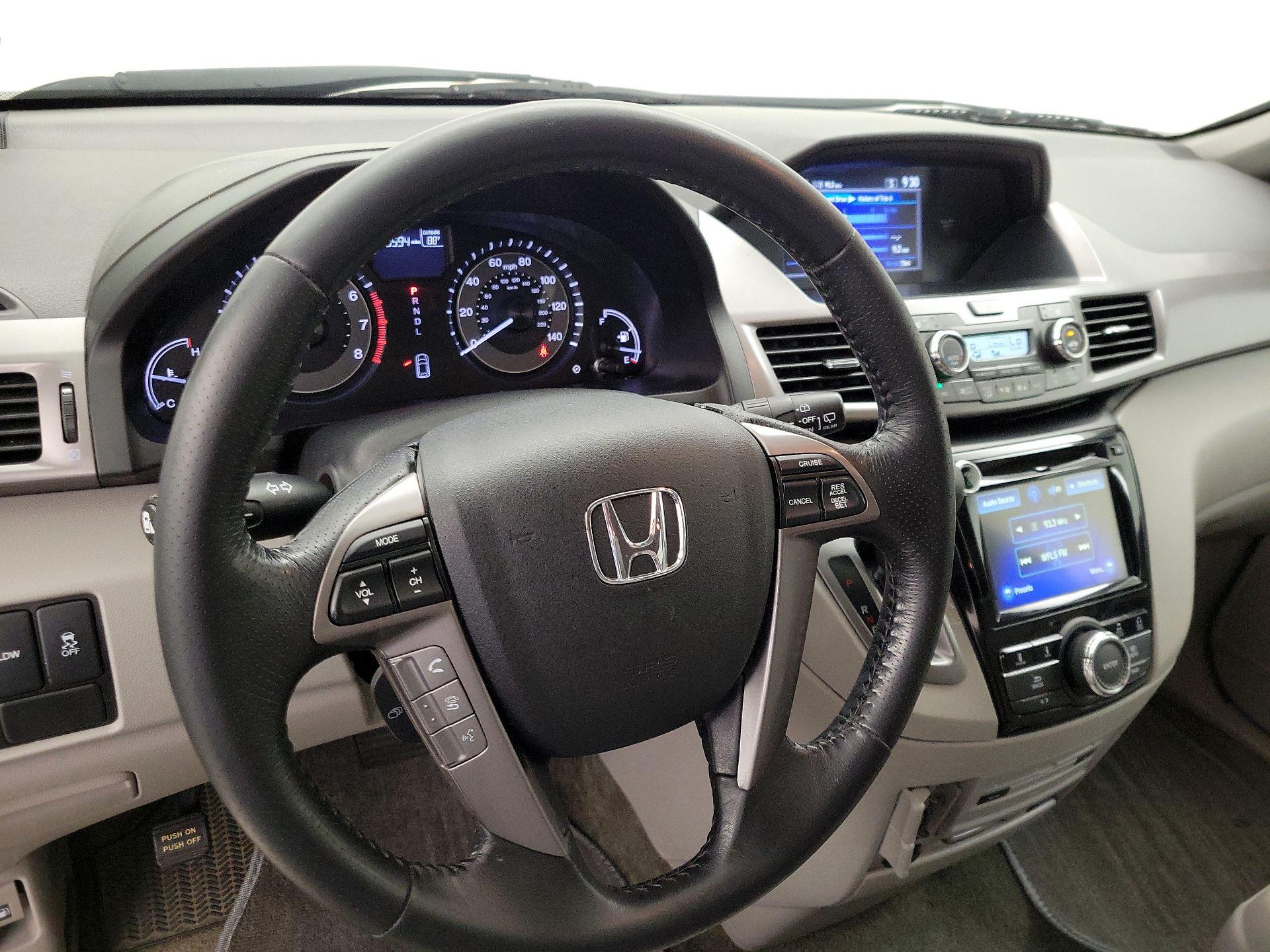 Thumbnail: 2017 Honda Odyssey - 10