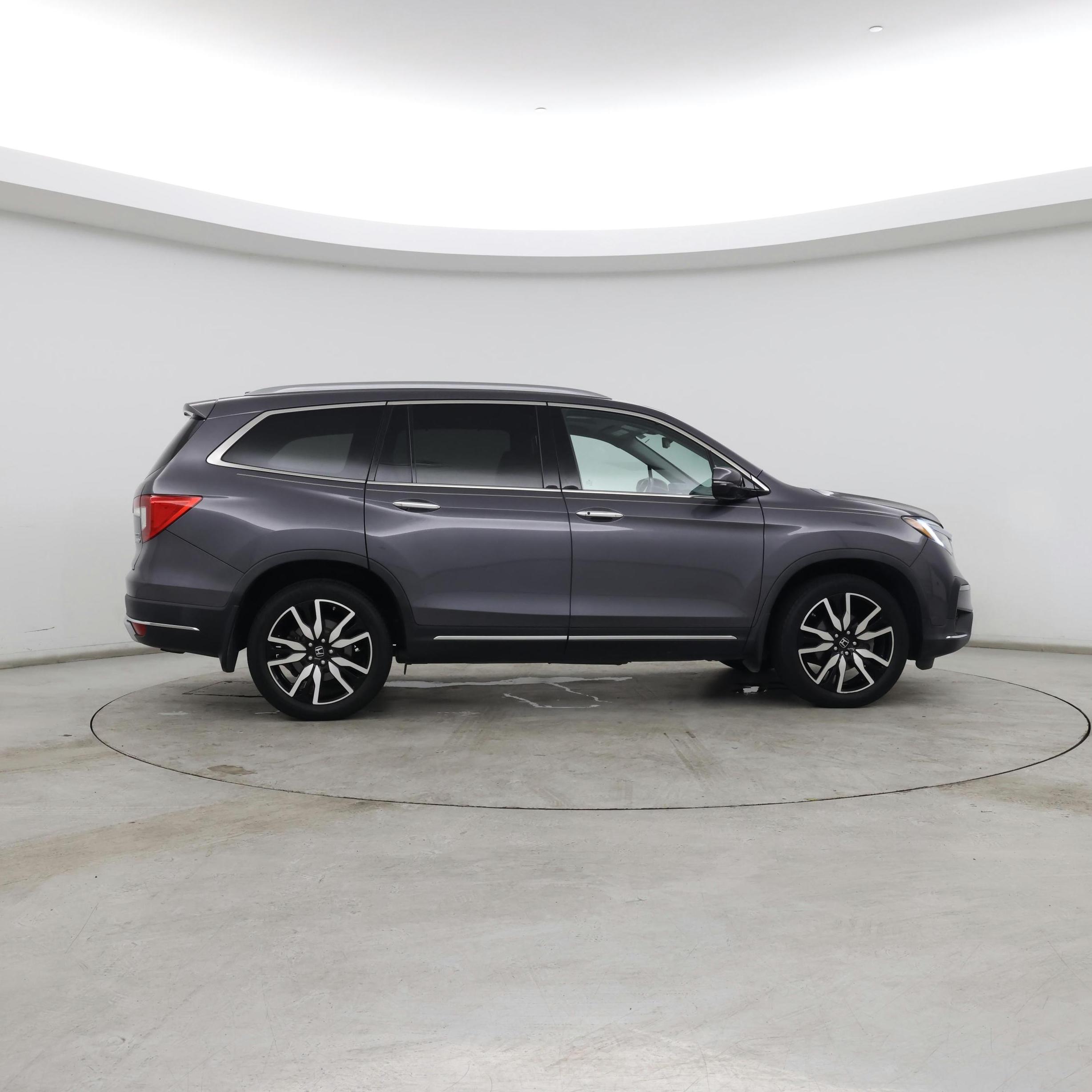 Thumbnail: 2019 Honda Pilot - 7