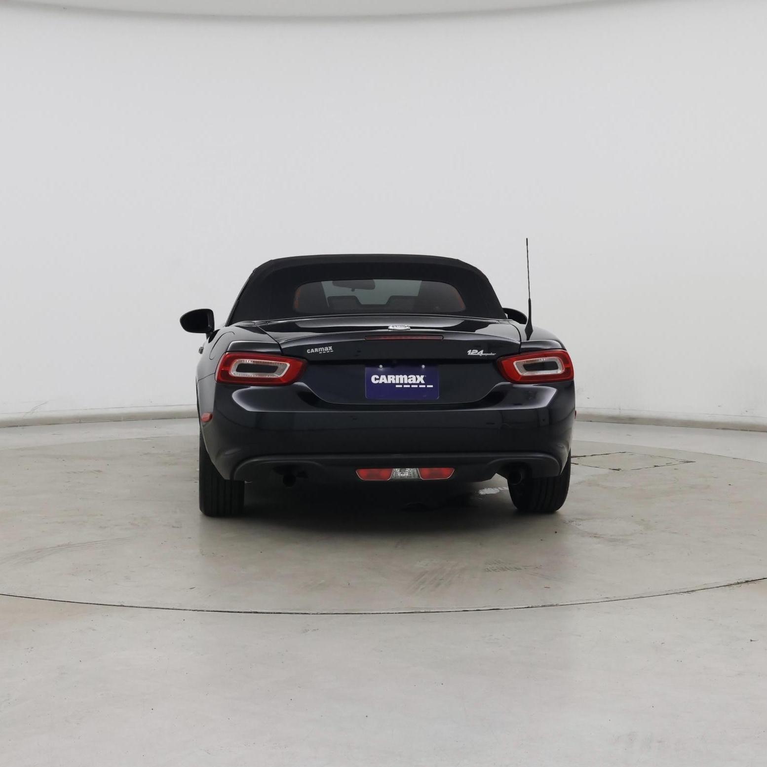 Thumbnail: 2019 Fiat 124 Spider - 6