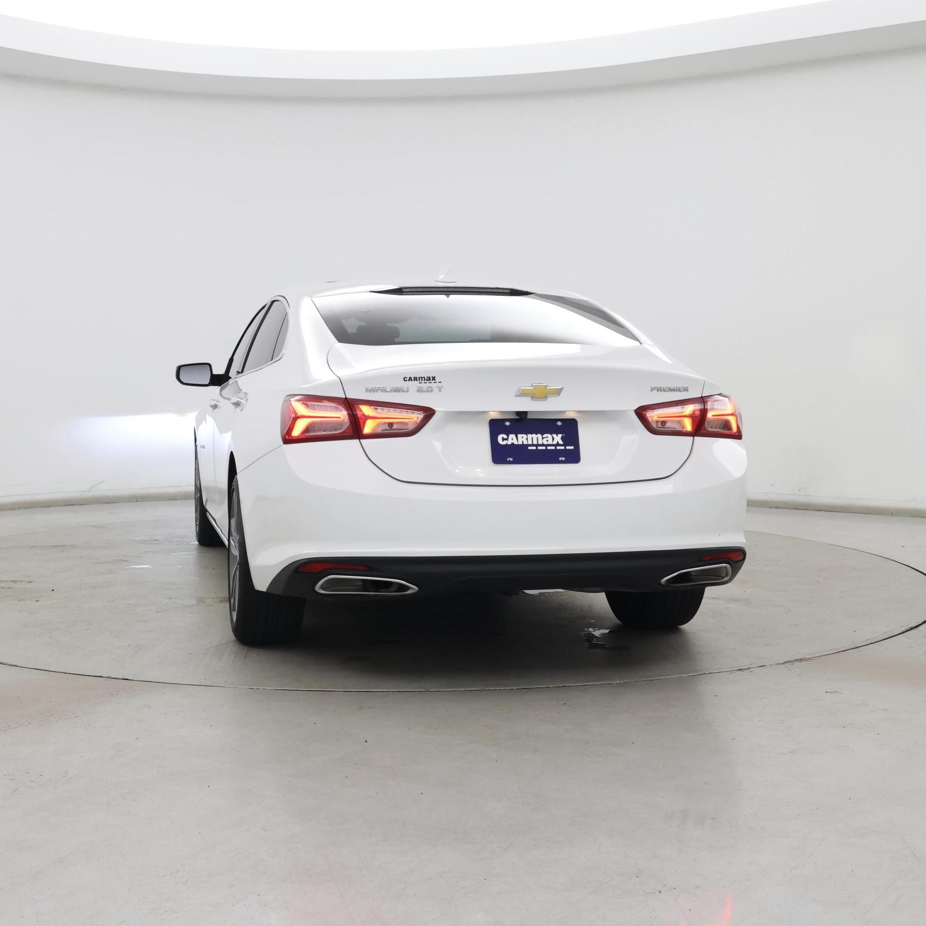 Thumbnail: 2022 Chevrolet Malibu - 6