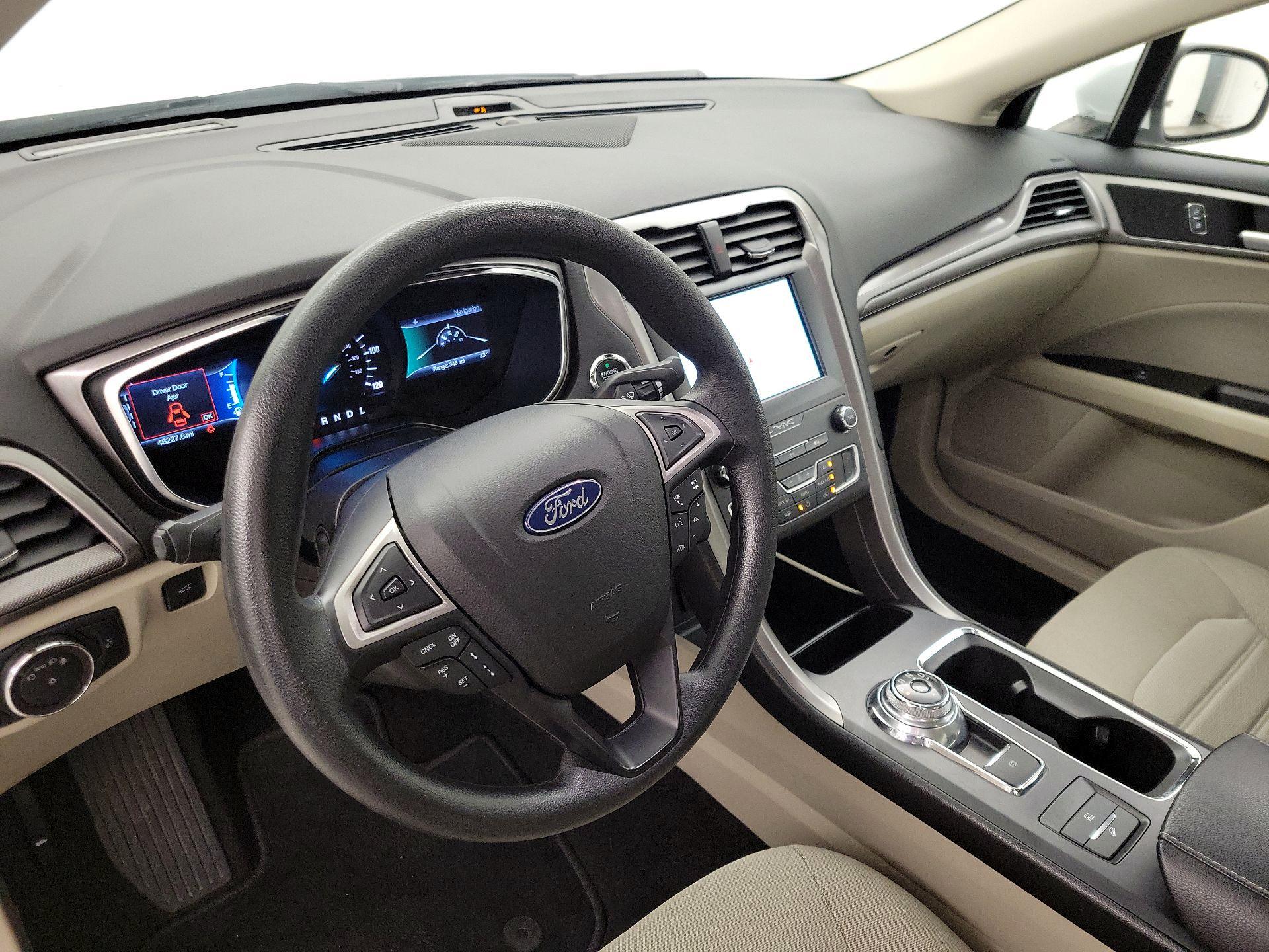 Thumbnail: 2020 Ford Fusion - 9