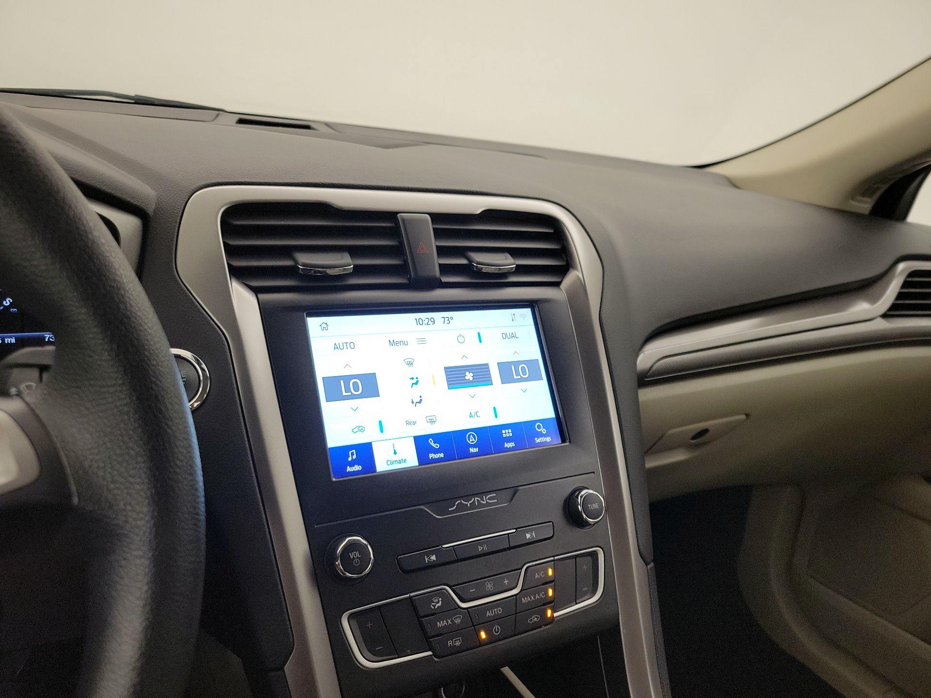 Thumbnail: 2020 Ford Fusion - 17