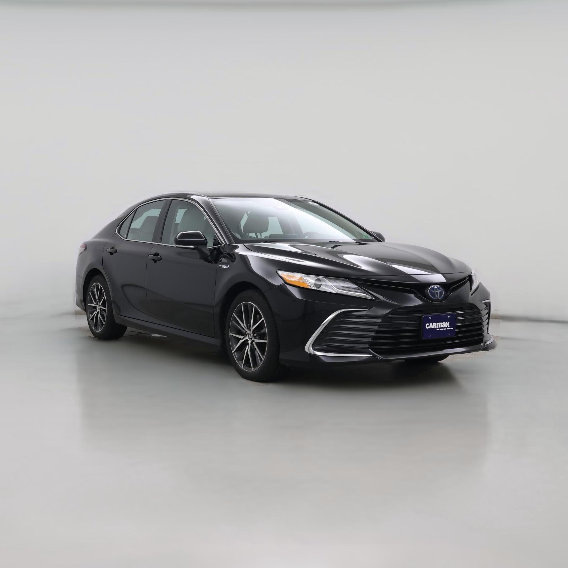 Thumbnail: 2021 Toyota Camry - 1