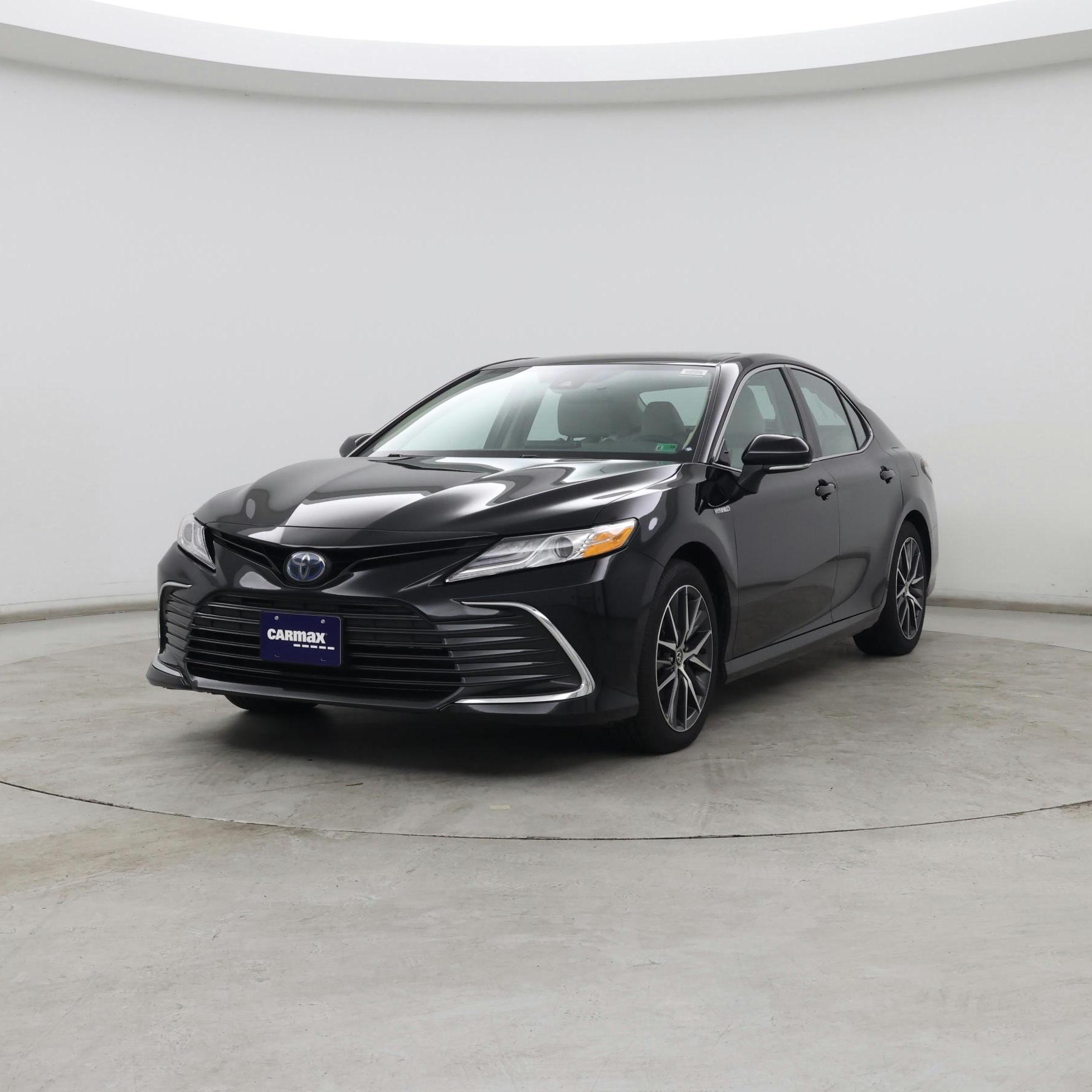 Thumbnail: 2021 Toyota Camry - 4