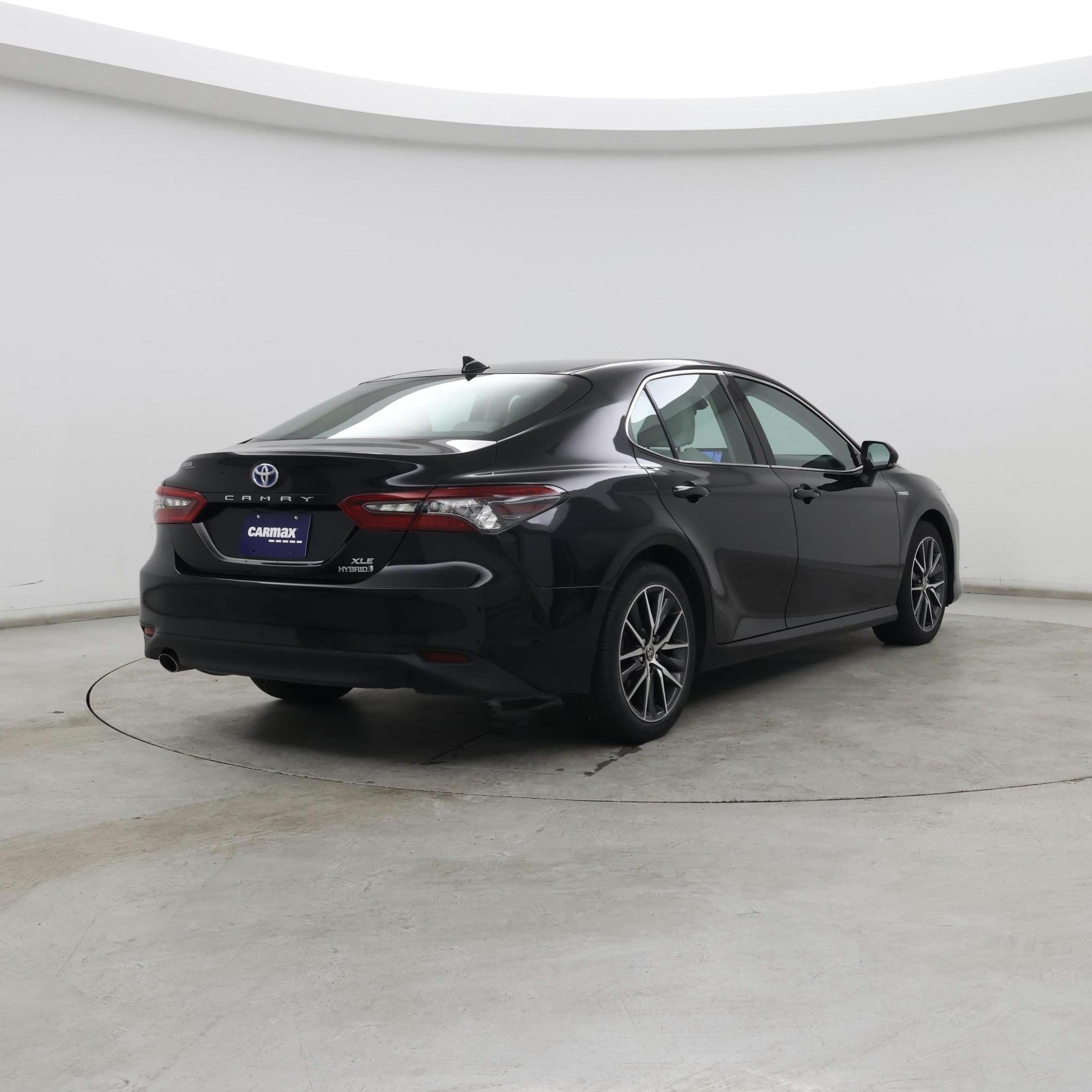 Thumbnail: 2021 Toyota Camry - 8