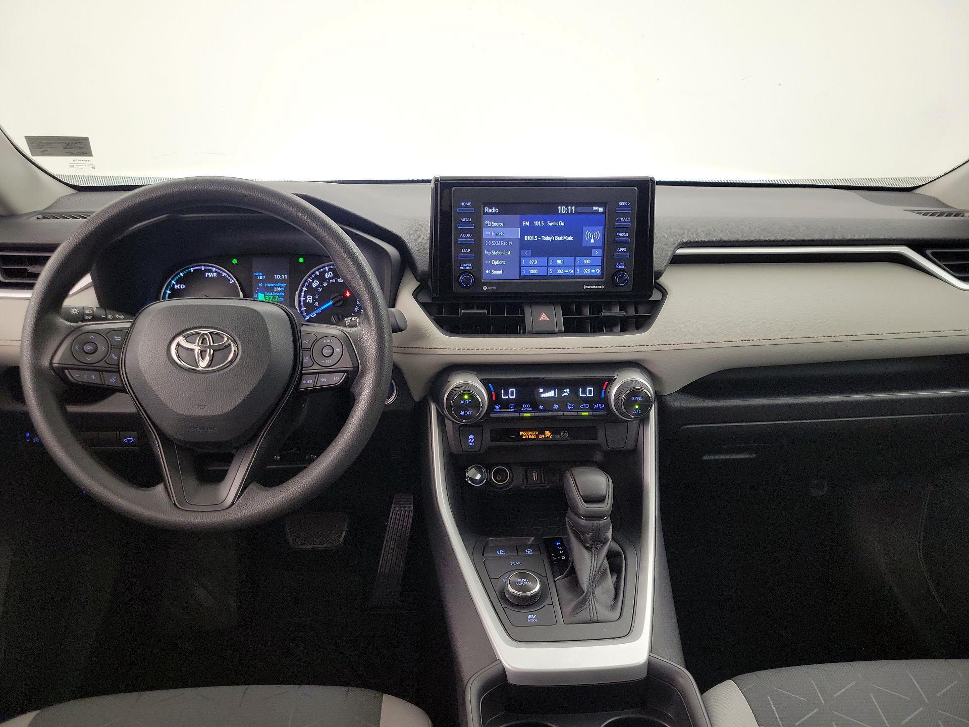 Thumbnail: 2021 Toyota RAV4 - 9
