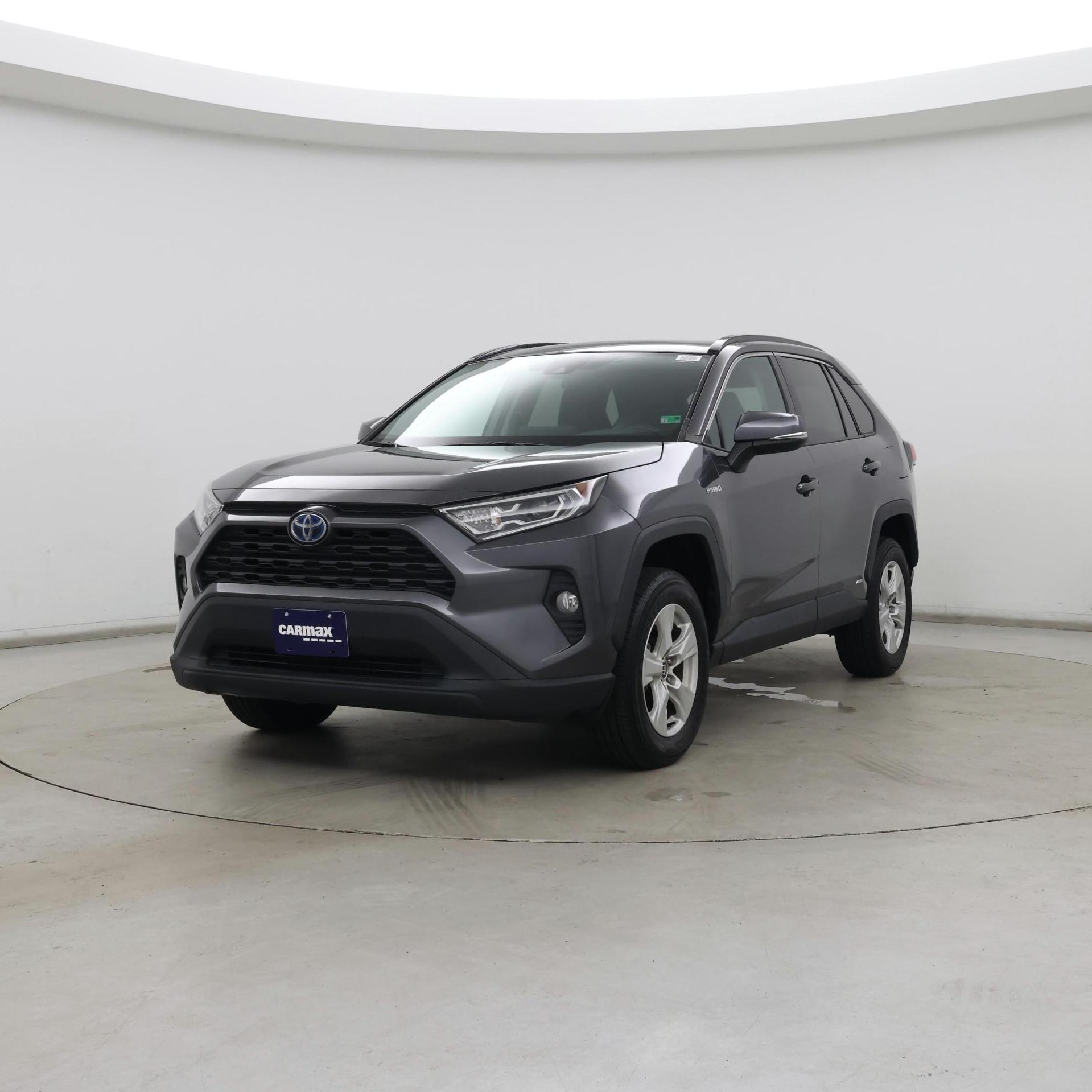 Thumbnail: 2021 Toyota RAV4 - 4