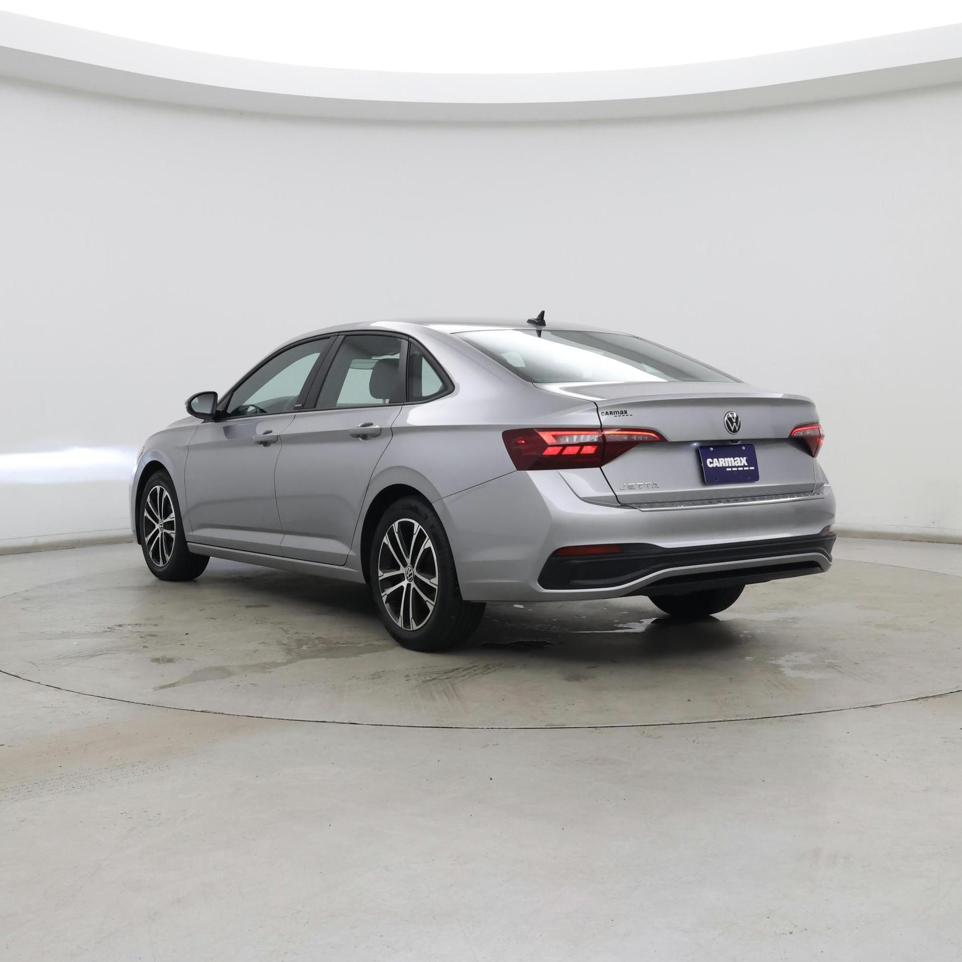 Thumbnail: 2023 Volkswagen Jetta - 2